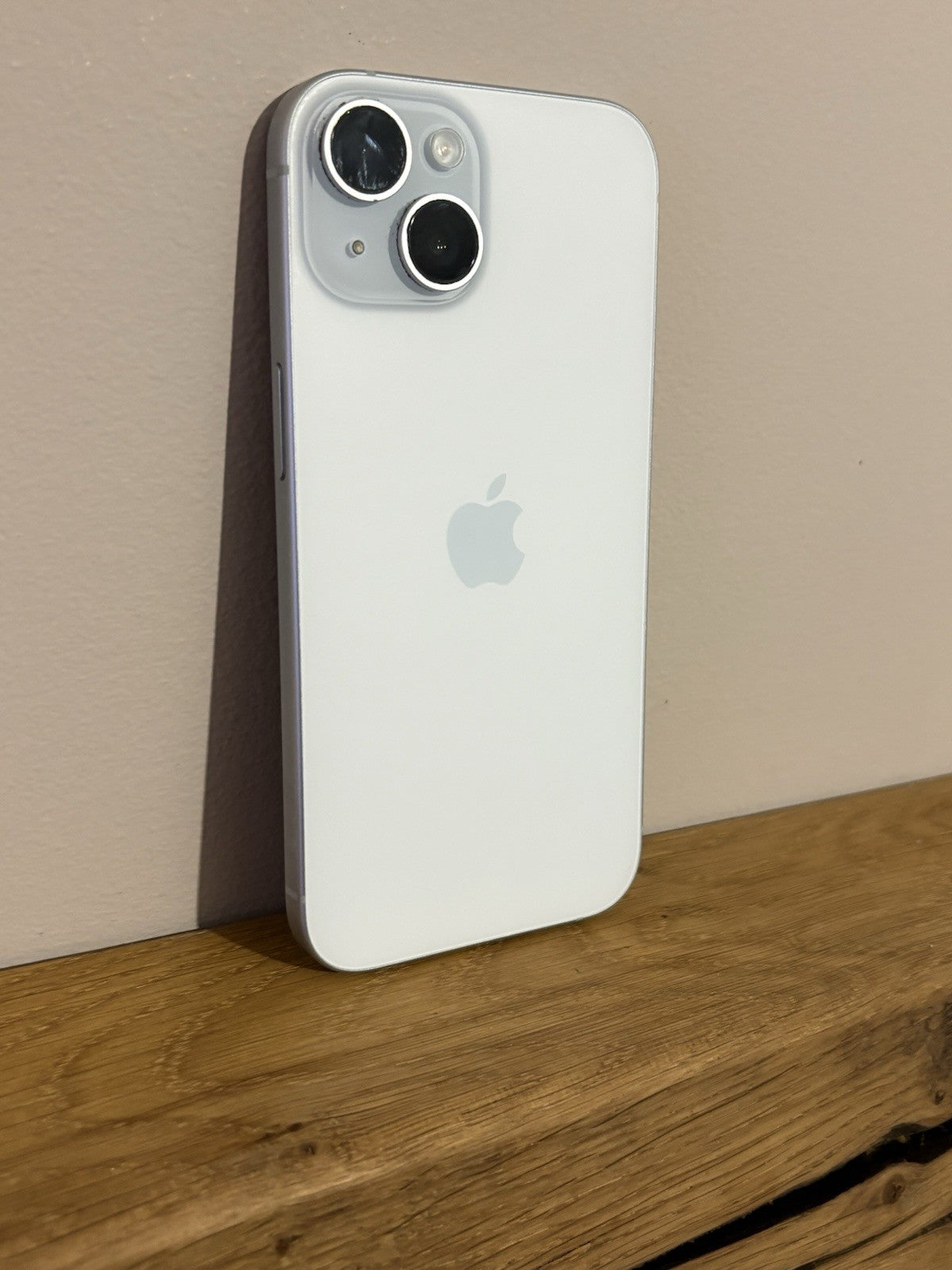 Apple iPhone 15 128GB Blue (V42) 6.1'' Unlocked Boxed Warranty