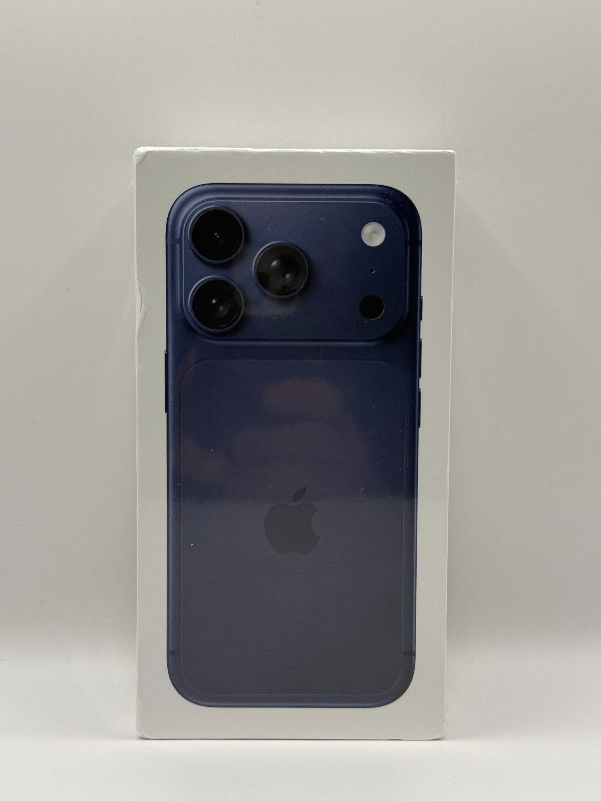 Apple Iphone 17 Pro 1TB Deep Blue 5G Brand New Sealed Unlocked Warranty