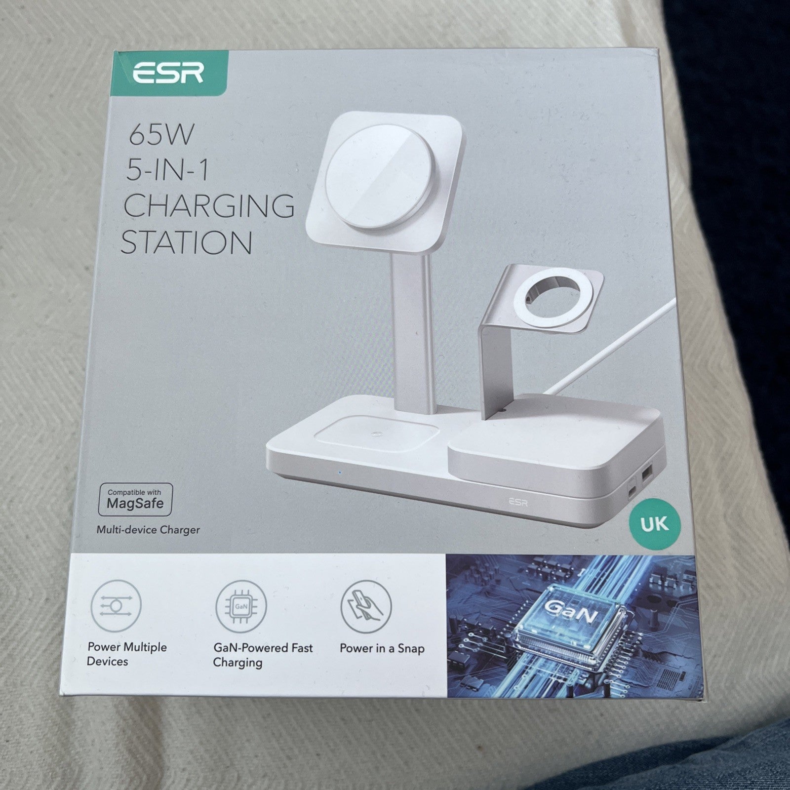 ESR 65W 5-in-1 GaN Charging Station Designed for MagSafe Charger Stand