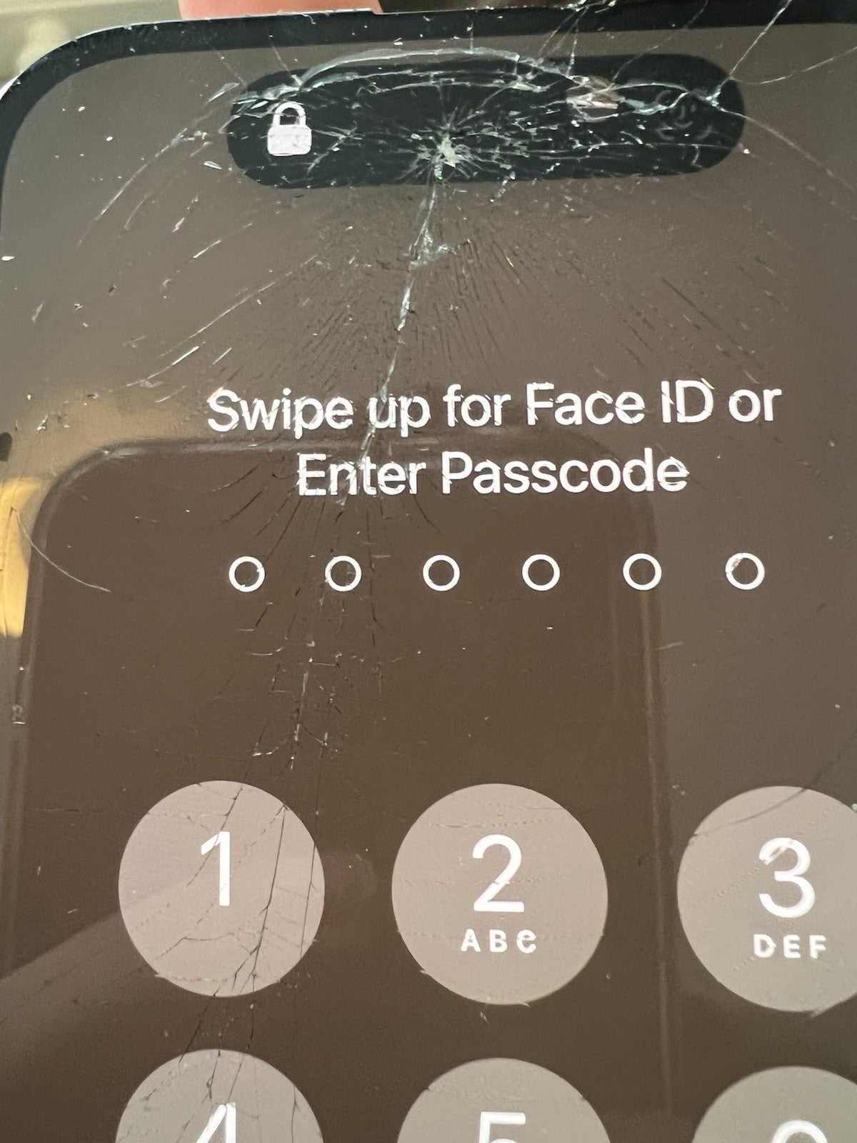 Genuine AppIe iPhone 15 Oled Screen Cracked & Slight LCD Bleed Screen Only