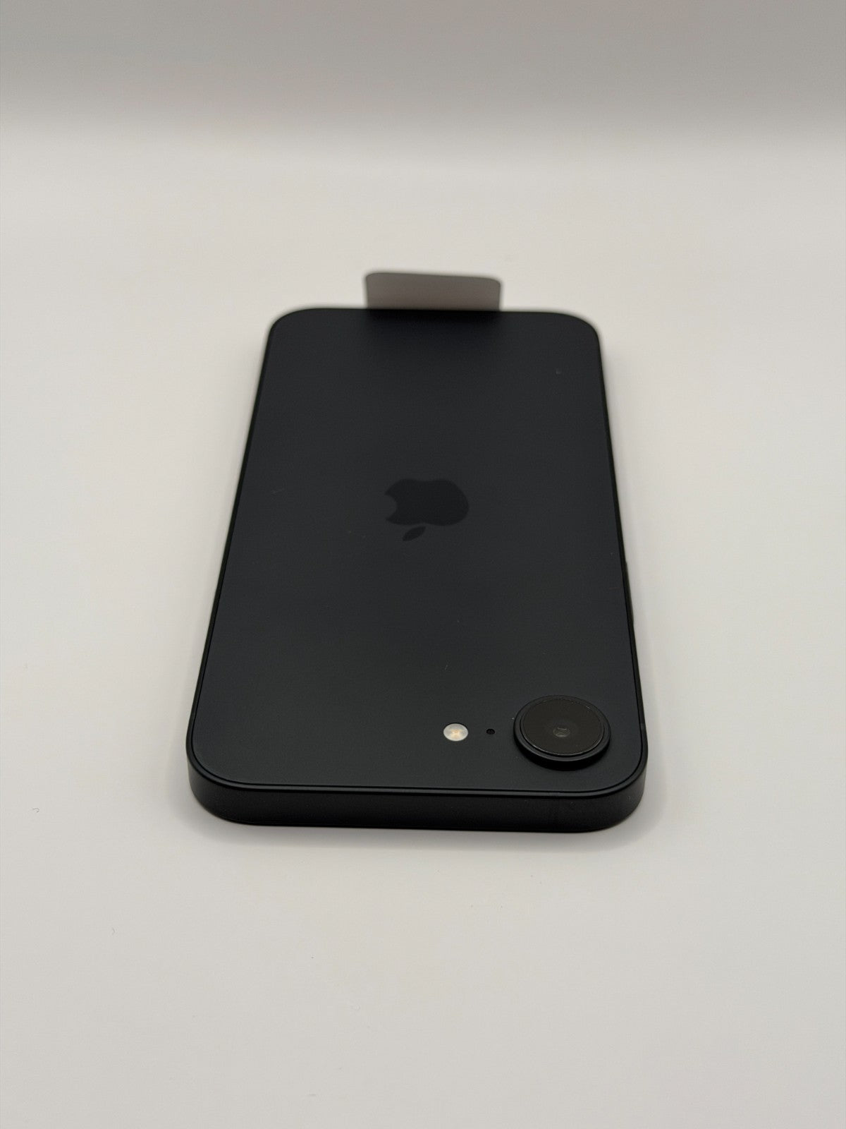 Apple Iphone 16e 128GB 5G Black 100% Battery Unlocked Warranty Opened Never Used