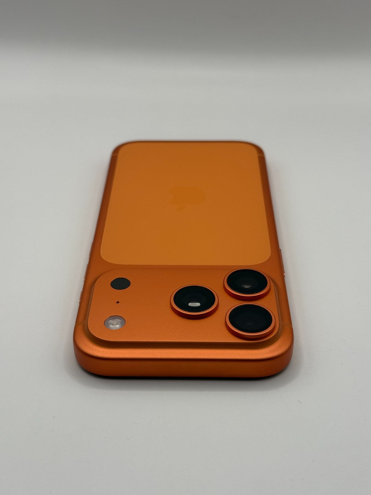 Apple Iphone 17 Pro 256GB 5G AI Cosmic Orange 5G Excellent Warranty Unlocked