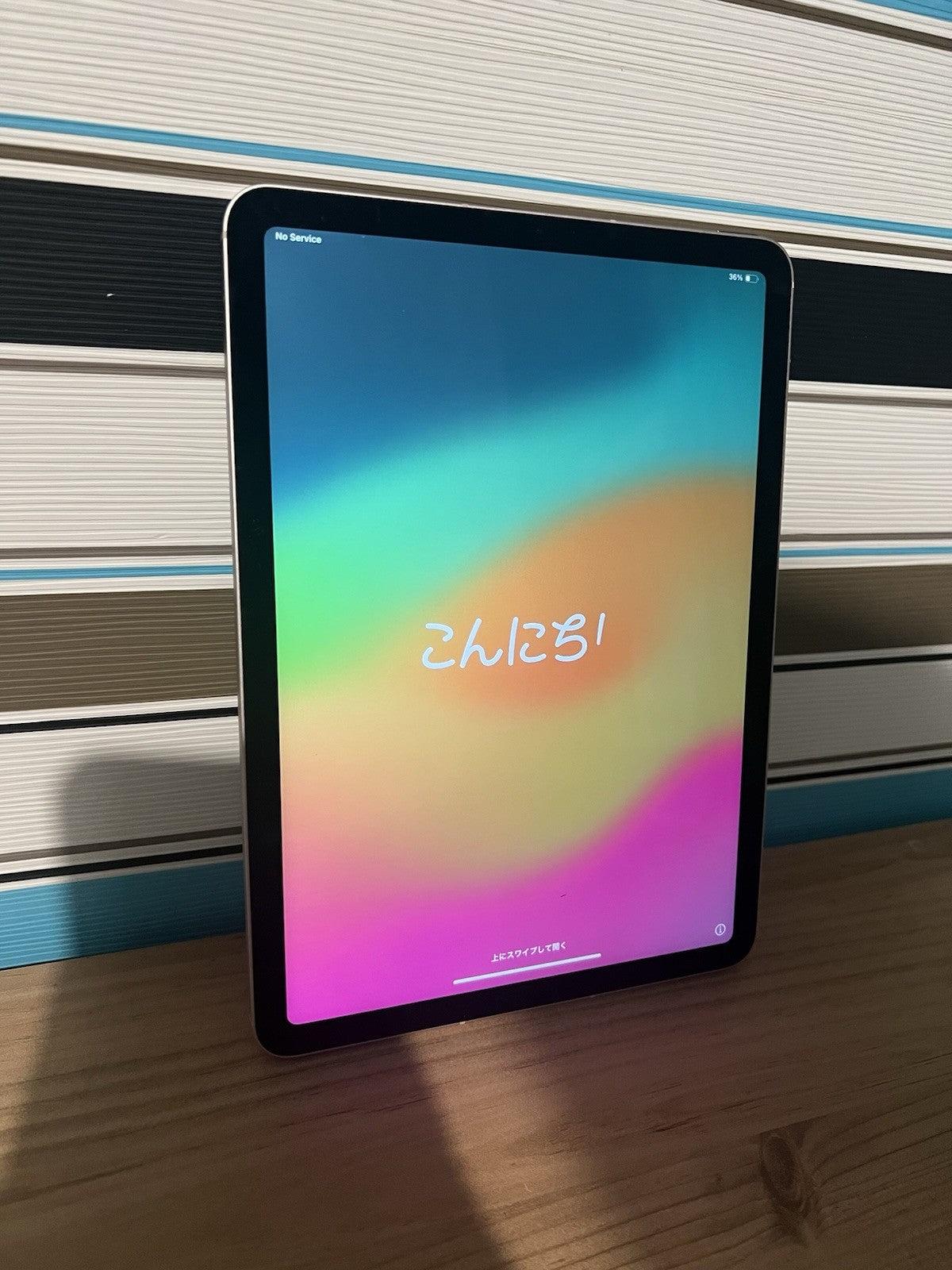 Apple iPad Air 5th Gen (PP108) M1 64GB WiFi & Cellular 5G Unlocked Starlight