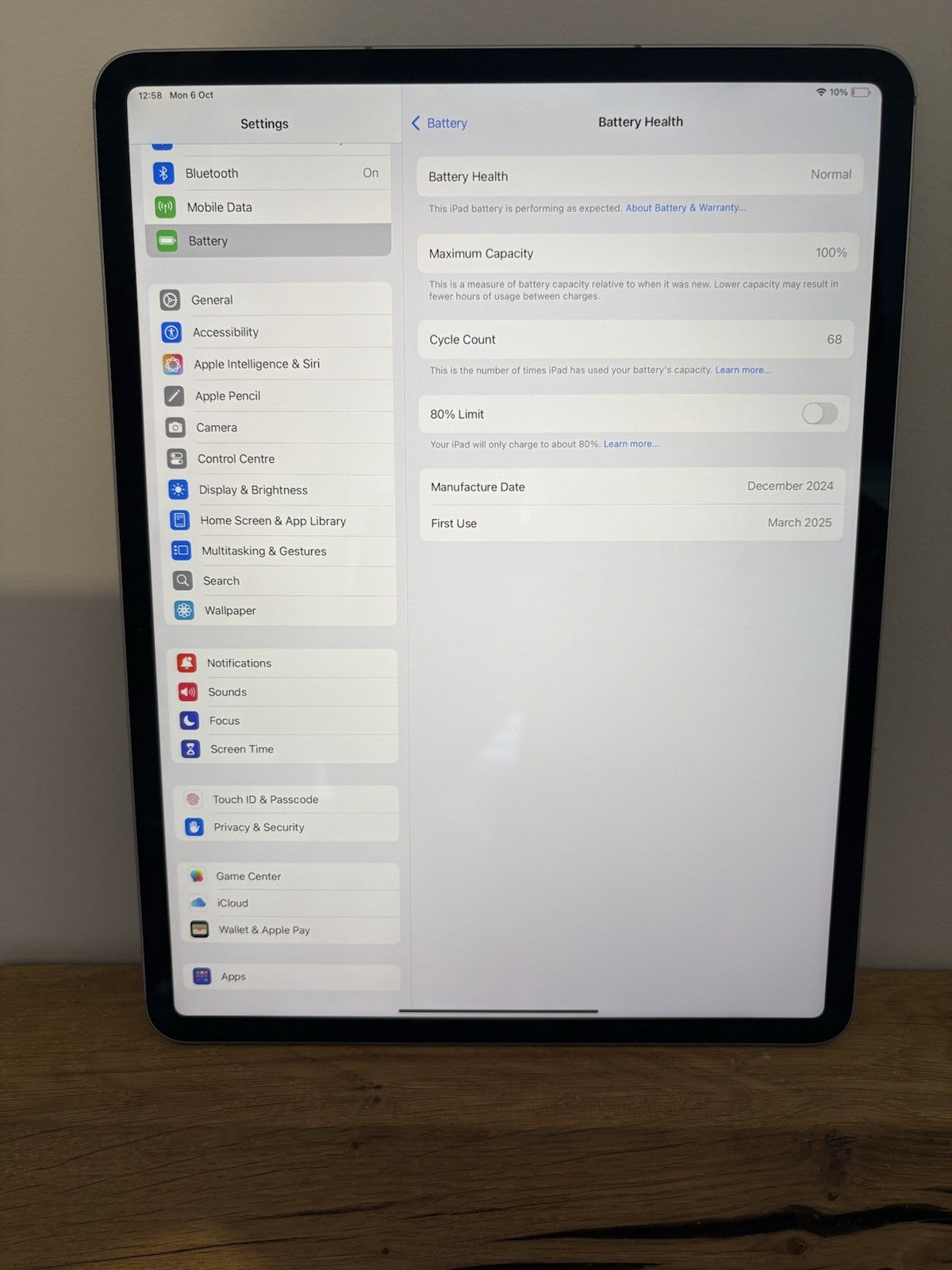 Apple iPad Air 13 inch M3 128GB (C234) Wifi & 5G  Space Grey Boxed Warranty