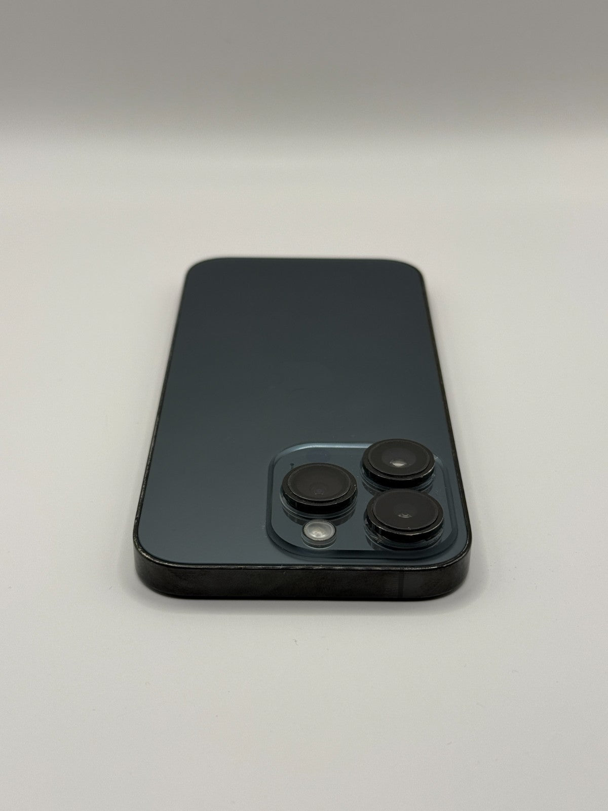 Apple Iphone 14 Pro 128GB Space Black Unlocked Warranty Very Good Condition 92%