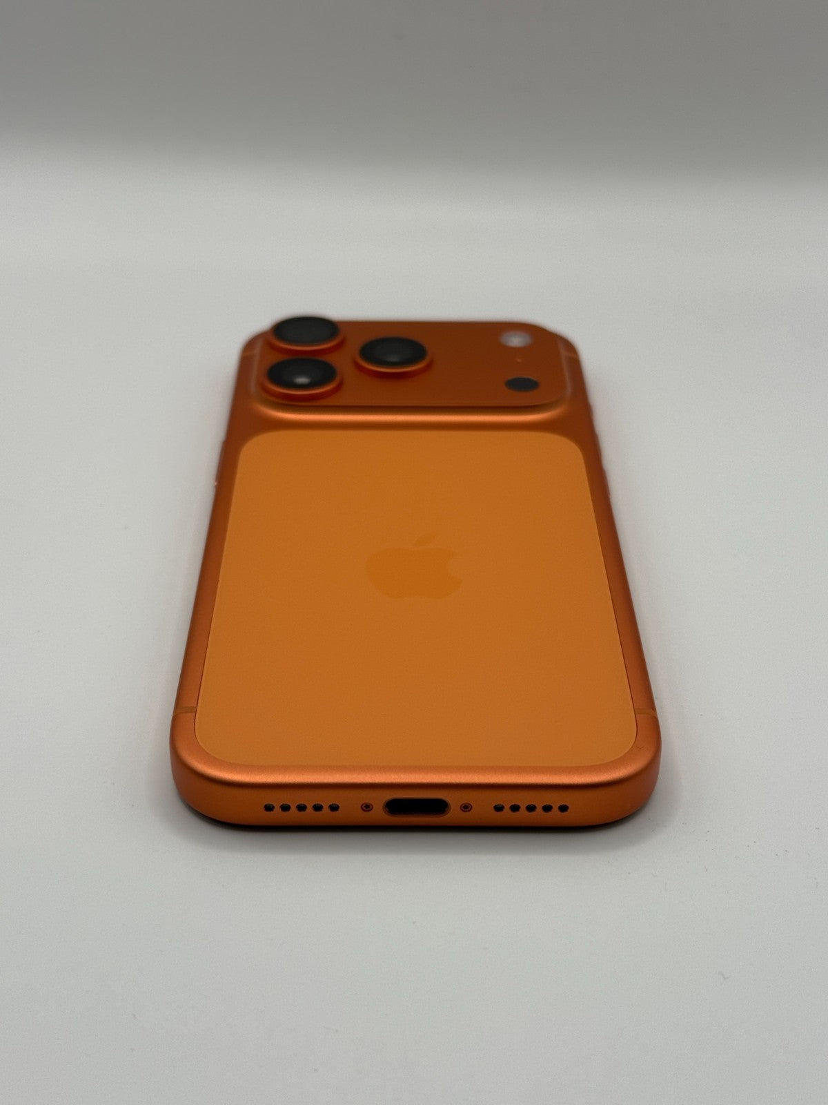Apple Iphone 17 Pro 256GB 5G AI Cosmic Orange 5G Excellent Warranty Unlocked
