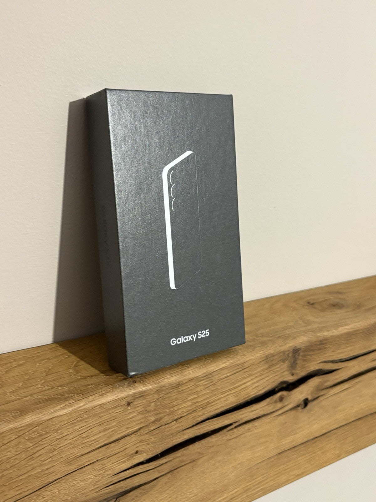 Samsung Galaxy S25 512GB (960) SilverShadow Brand New Sealed Unlocked