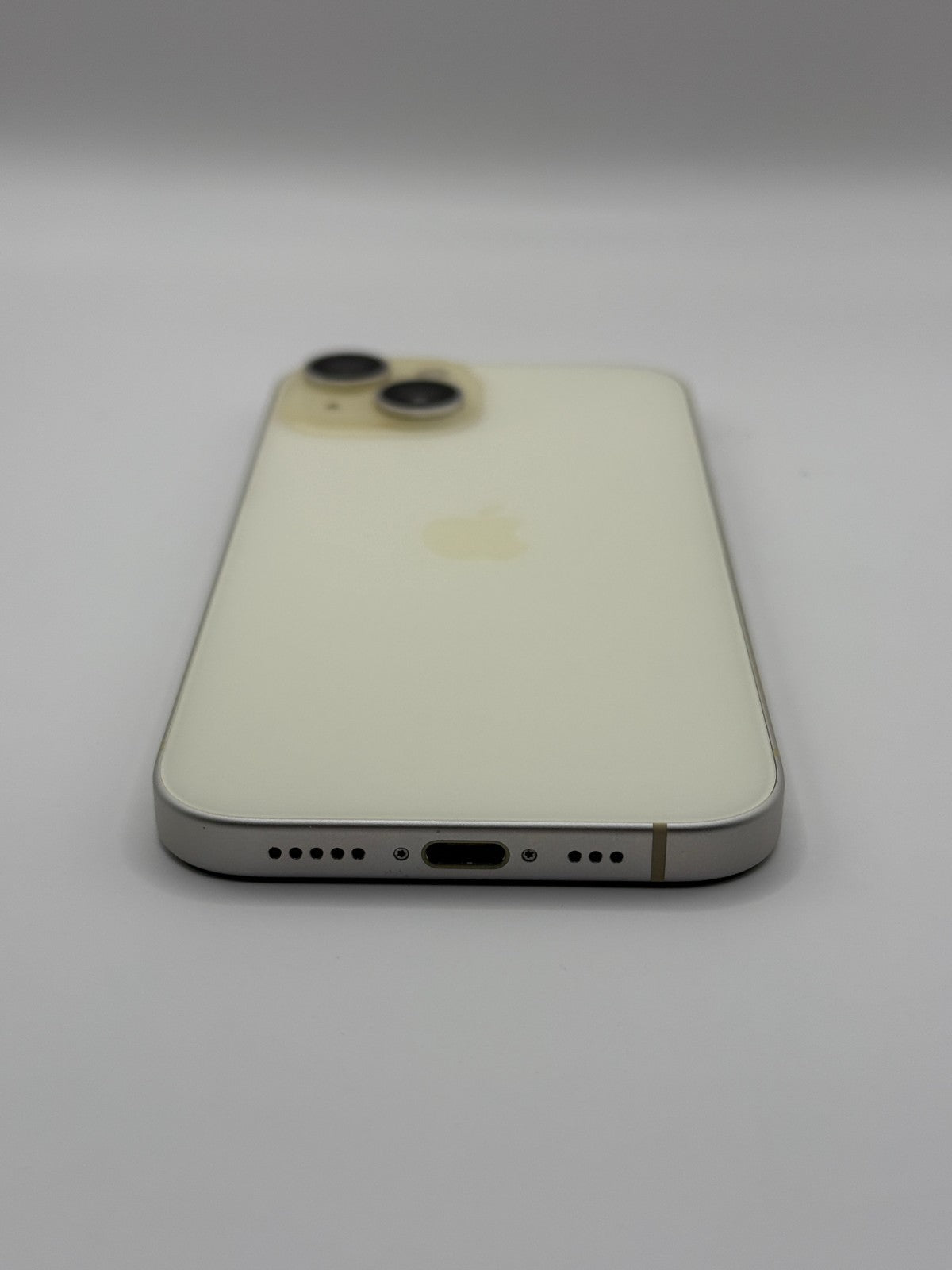 Apple Iphone 15 128GB Yellow Unlocked Excellent Condition 86% Battery Warranty