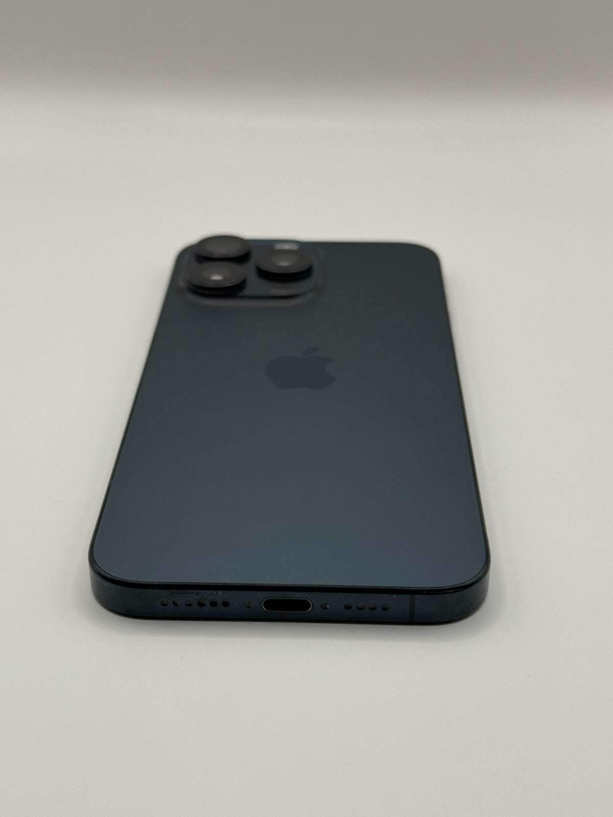 Apple Iphone 15 Pro Max Blue Titanium 1TB Good Condition Unlocked Warranty