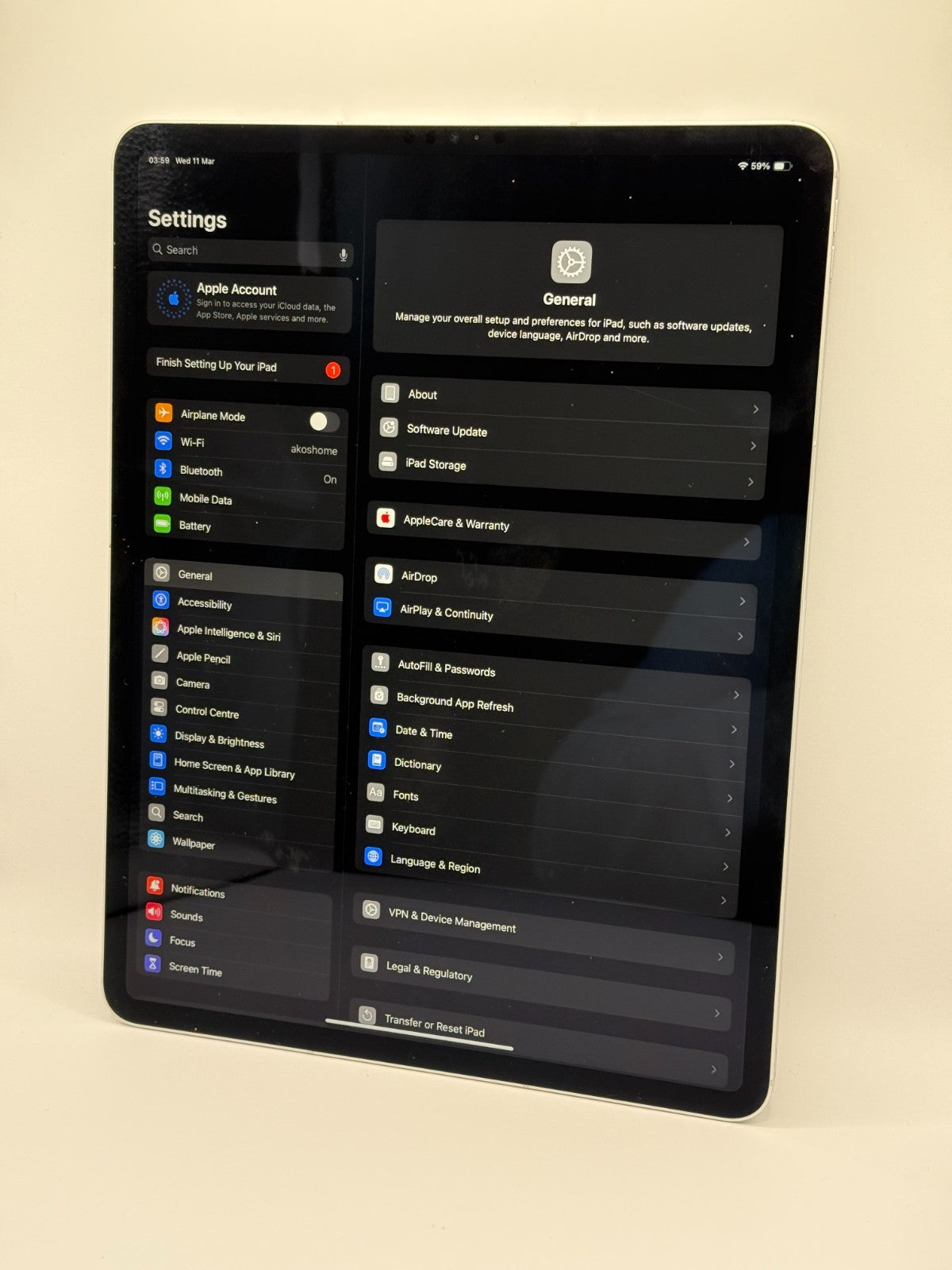 Apple Ipad Pro 5th Generation 256GB Wi-Fi Cellular 12.9 Silver Boxed Warranty