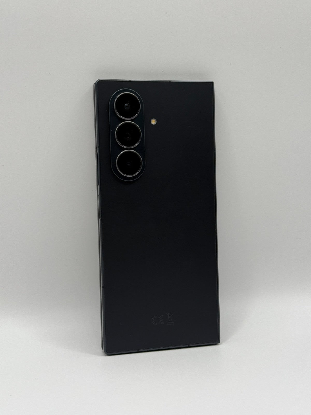 Samsung Galaxy Z Fold 7 5G 512GB Black Very Good Condition Unlocked Warranty