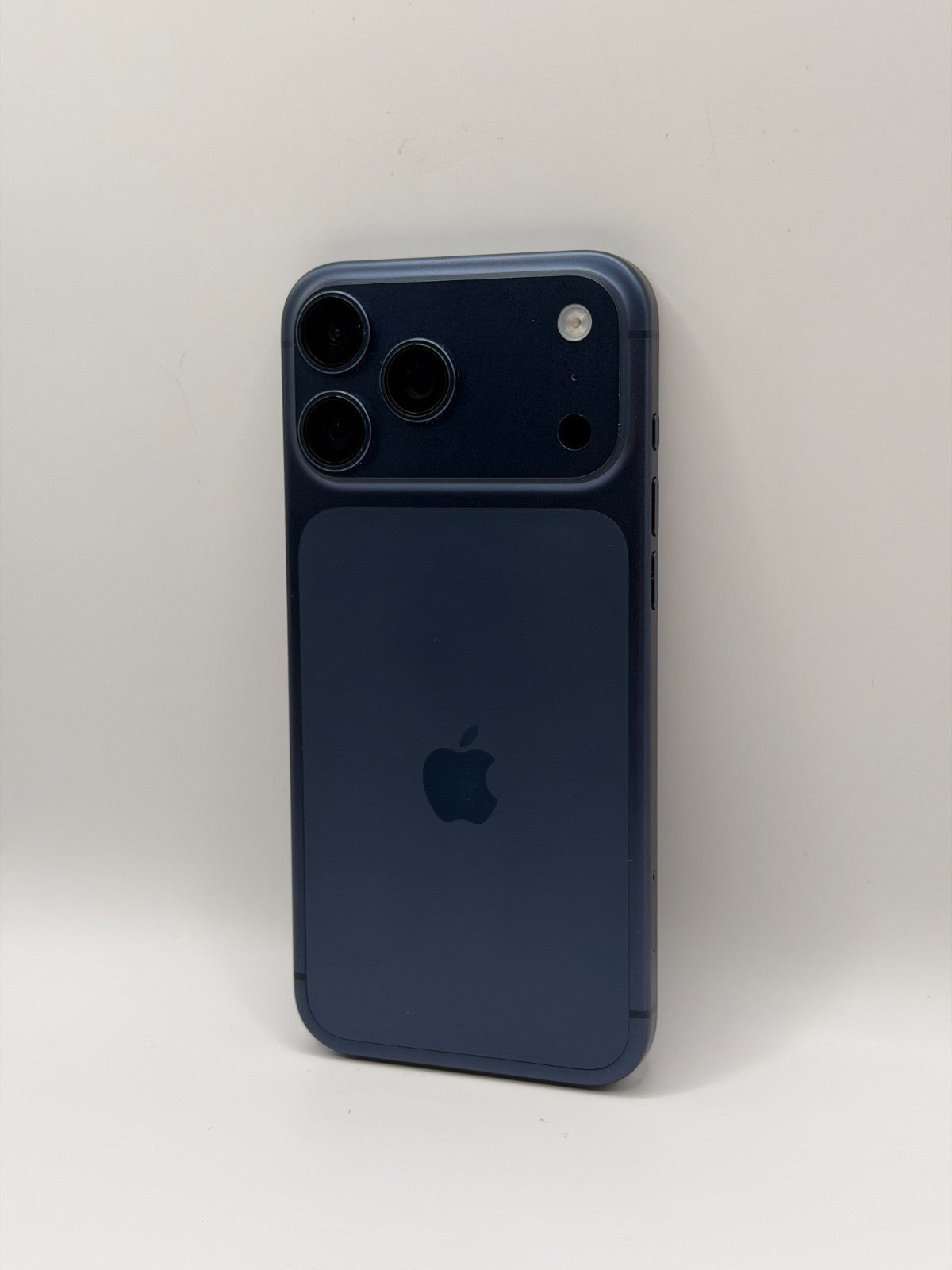 Apple Iphone 17 Pro Max 256GB Deep Blue 5G Excellent Warranty Unlocked