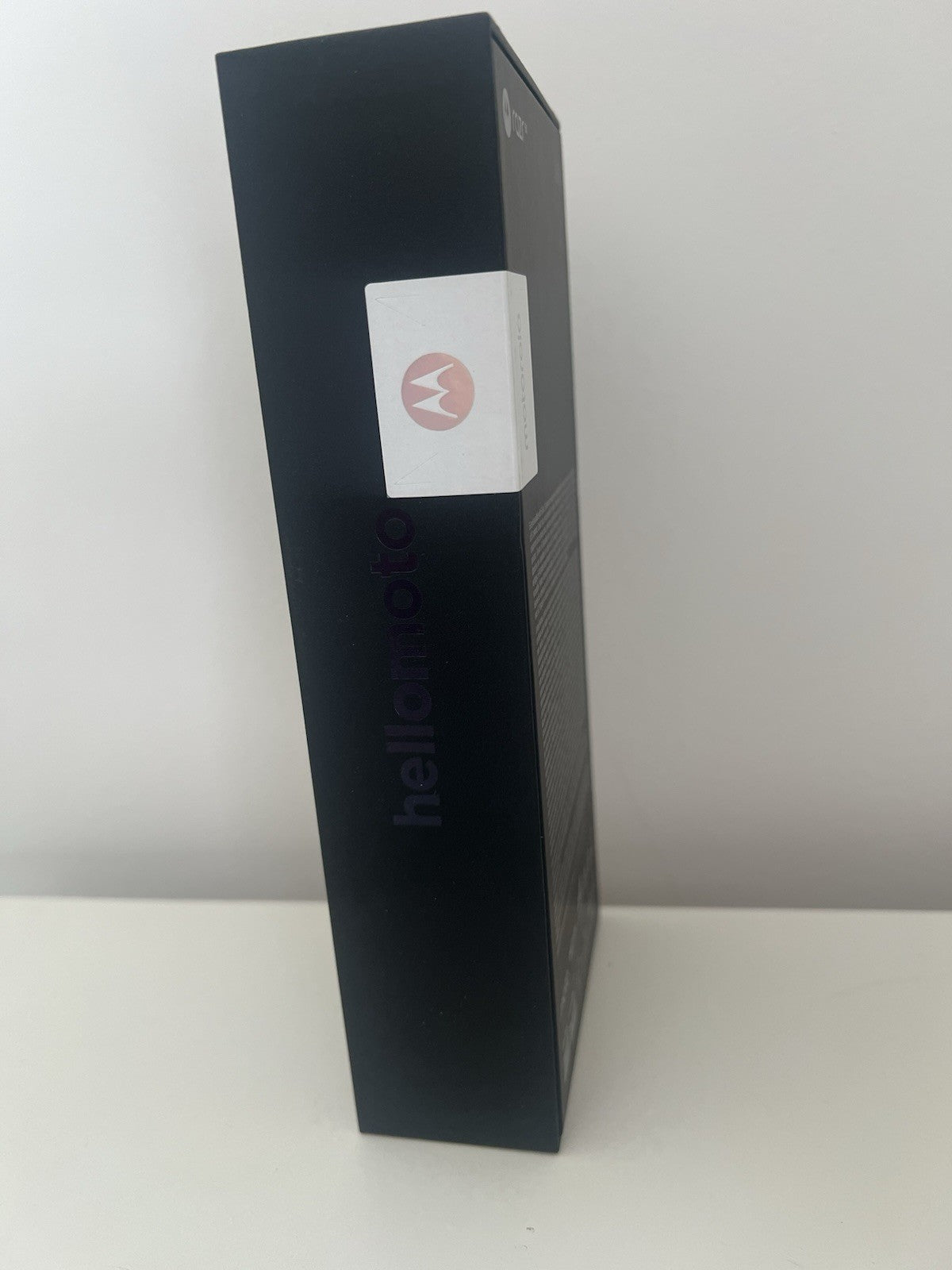 Motorola RAZR 50 5G Koala Grey (941) Unlocked 8gb/256gb Brand New Sealed Boxed