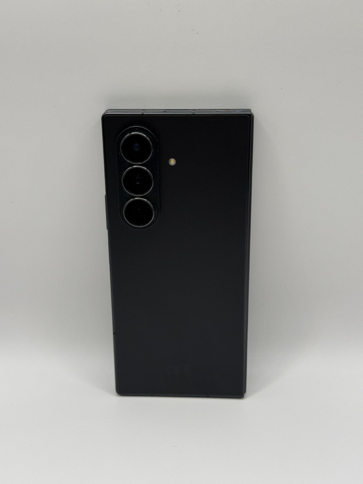 Samsung Galaxy Z Fold 7 1TB Black Very Good Condition Warranty Unlocked