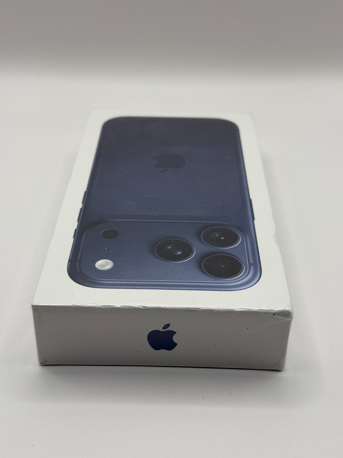 Apple Iphone 17 Pro 1TB Deep Blue 5G Brand New Sealed Unlocked Warranty