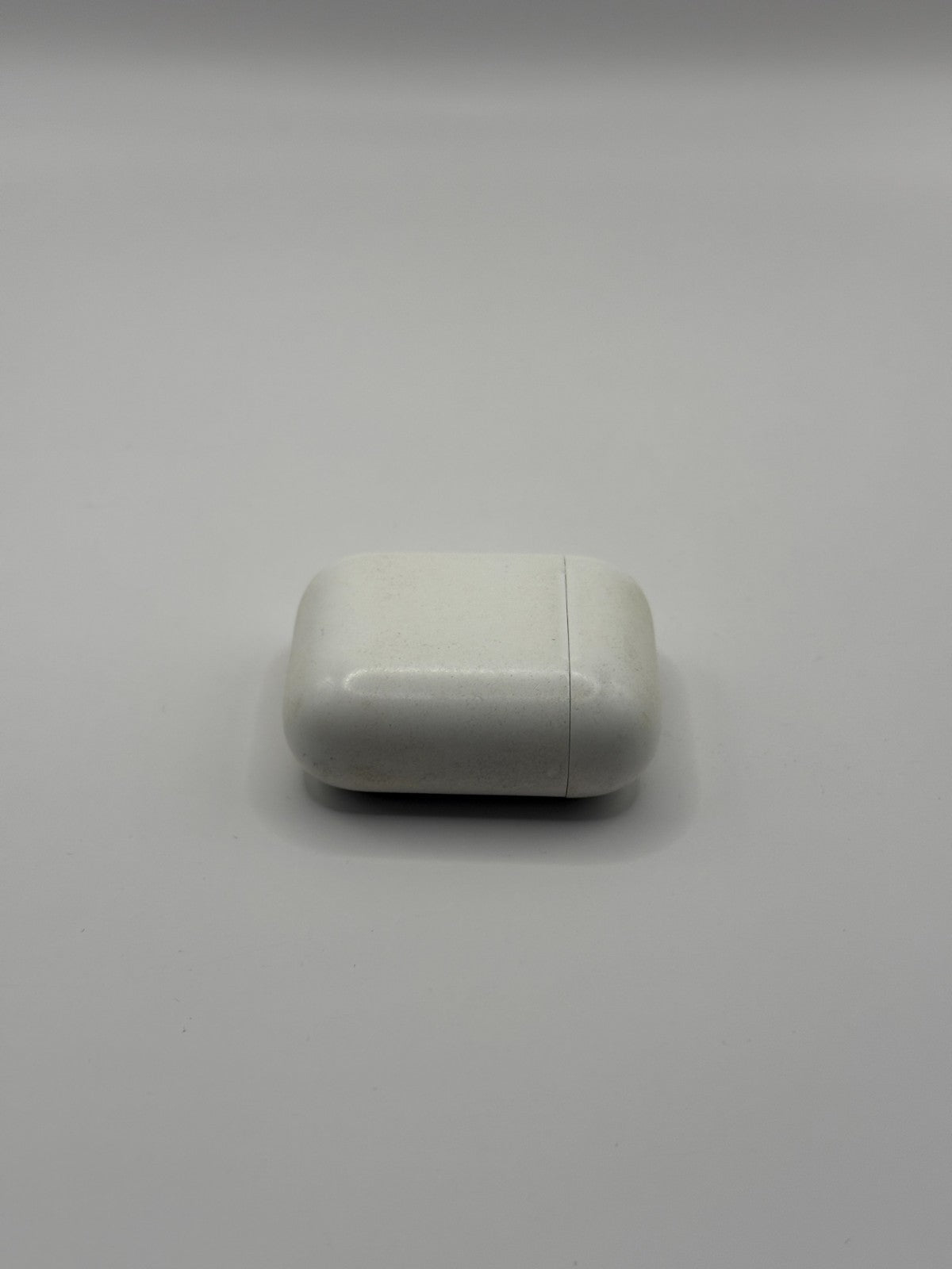 Apple AirPods 1st Generation Charging Case Only White Good Condition