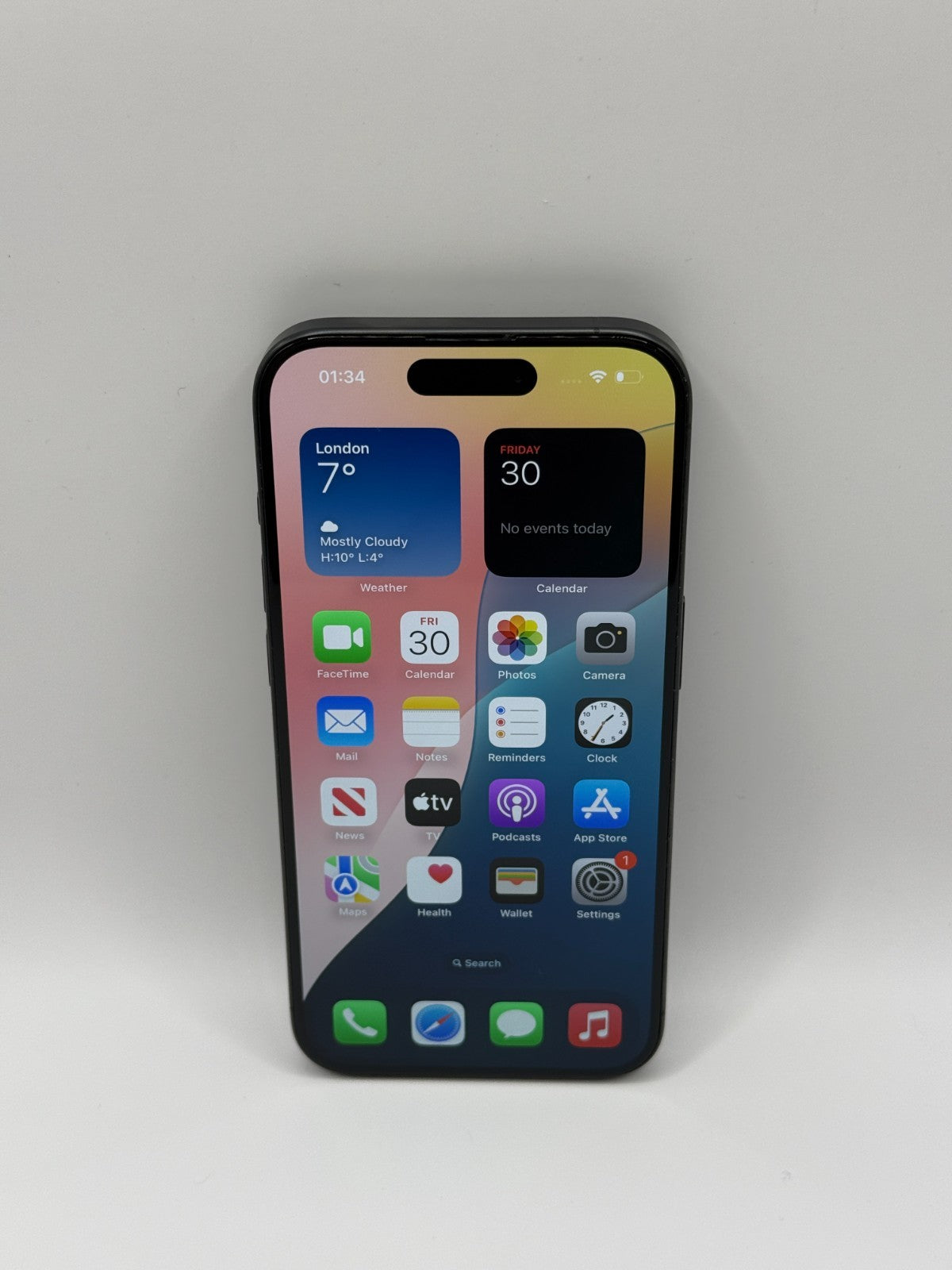 Apple Iphone 15 Pro 256GB Black Titanium Unlocked Warranty Excellent Condition