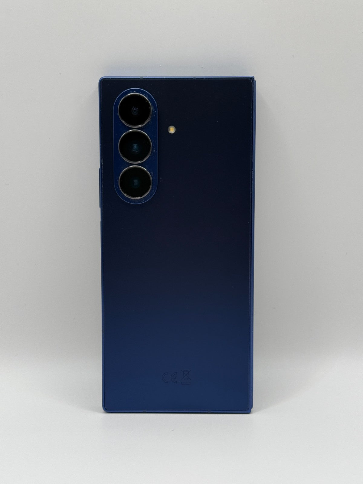 Samsung Galaxy Z Fold 7 256GB Blue Shadow Unlocked Good Condition Warranty