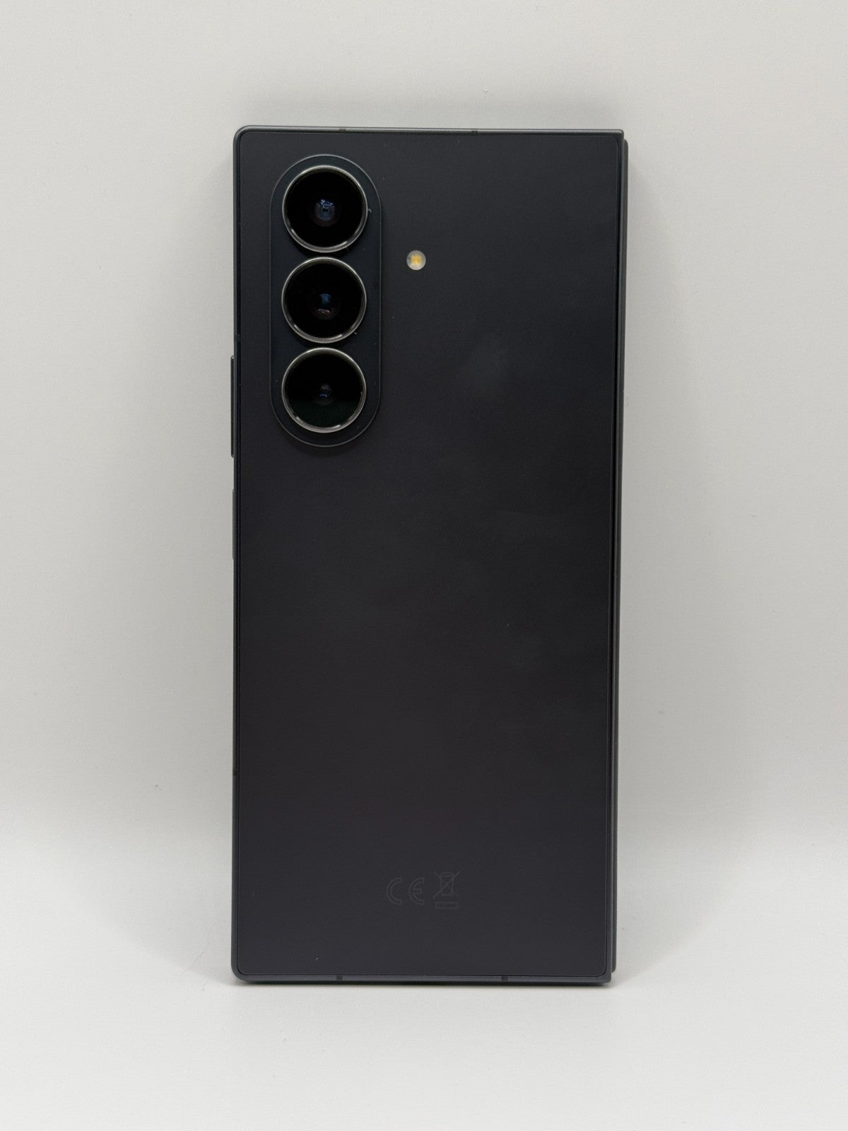 Samsung Galaxy Z Fold 7 256GB Jet Black Excellent Condition Warranty Unlocked