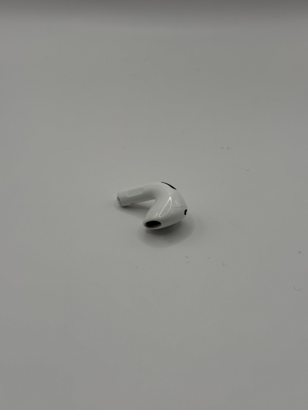 Apple AirPods 4th Generation In Ear Earphones 2024 ANC Right Earbud