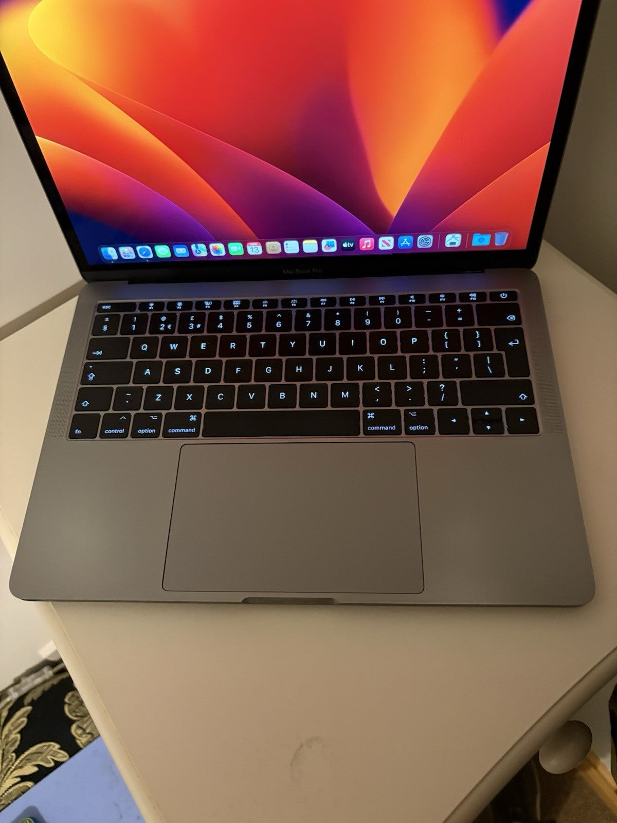 Apple MacBook Pro Retina 13.3" 2017 (P160) 256GB SSD 8GB Ram 2.3GHz Core i5 Grey