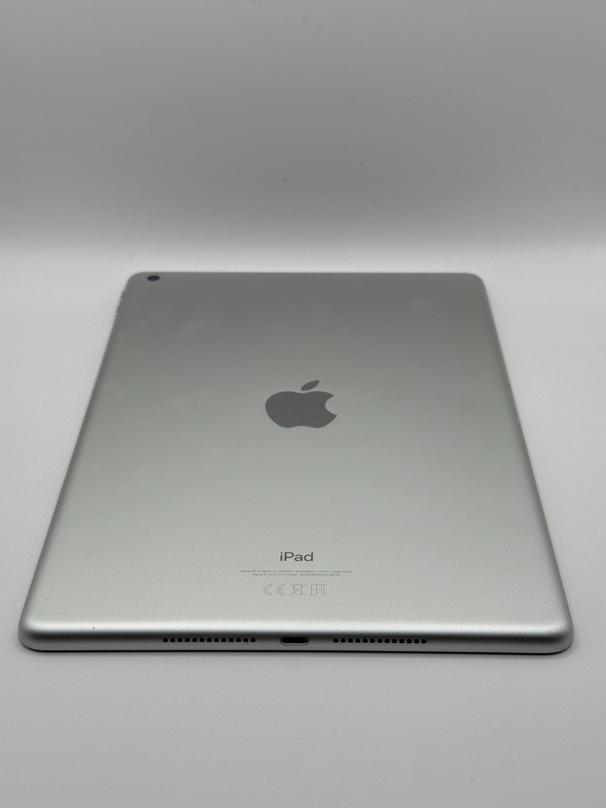 Apple Ipad 10.2 7th Generation Silver 32GB WiFi Good Condition Warranty