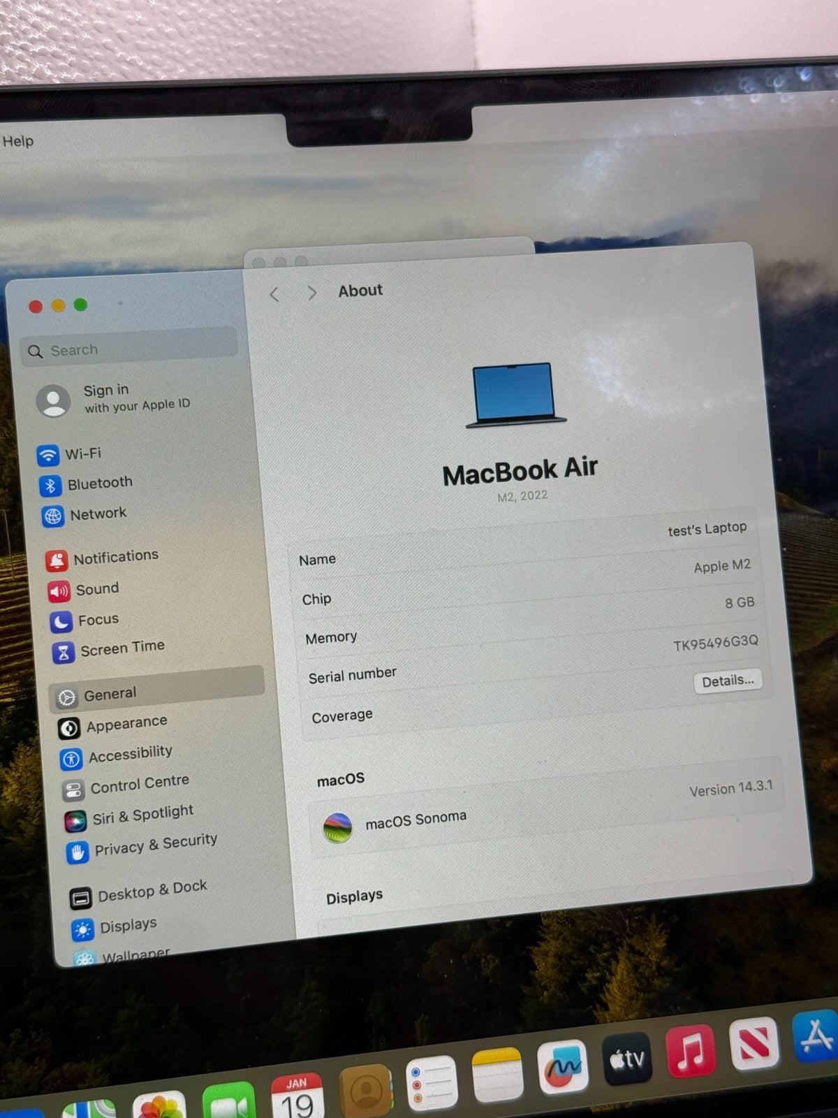Apple MacBook Air 13.6" 256GB SSD Apple M2 8GB RAM Midnight Excellent Boxed