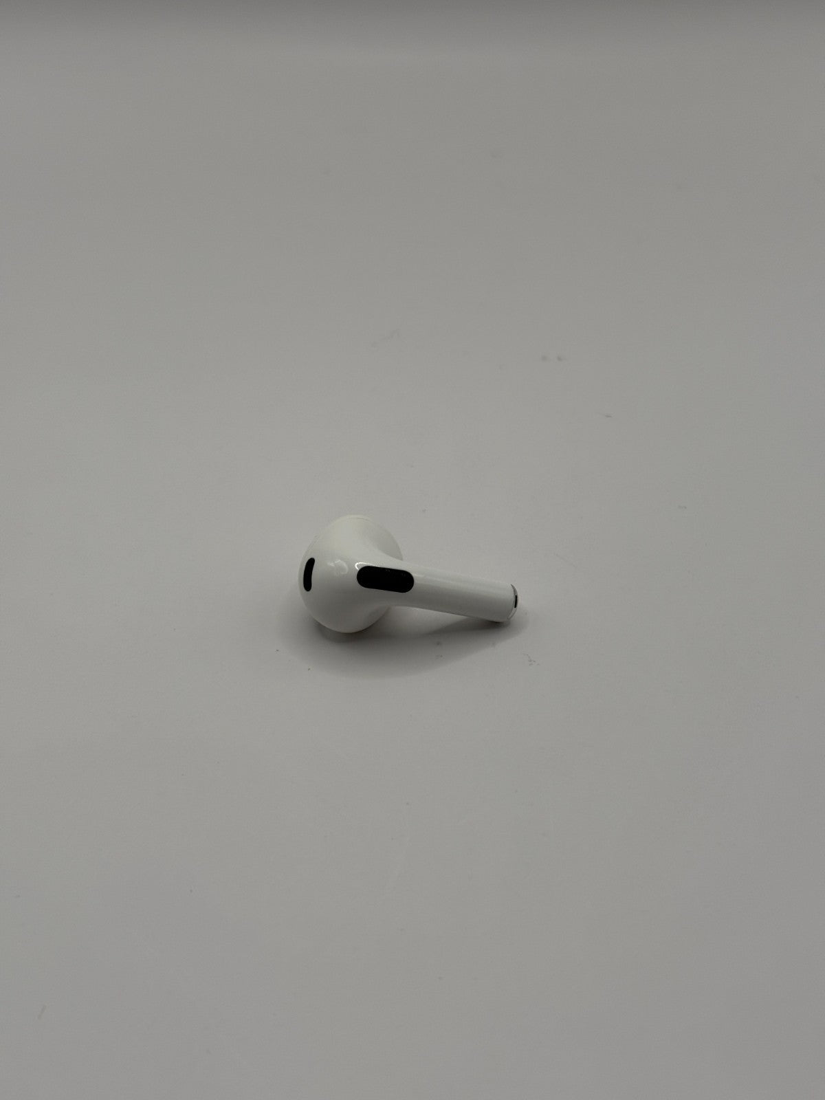 Apple Airpods 3th Generation In Ear Earphones 2021 Non ANC Right Earbud Only