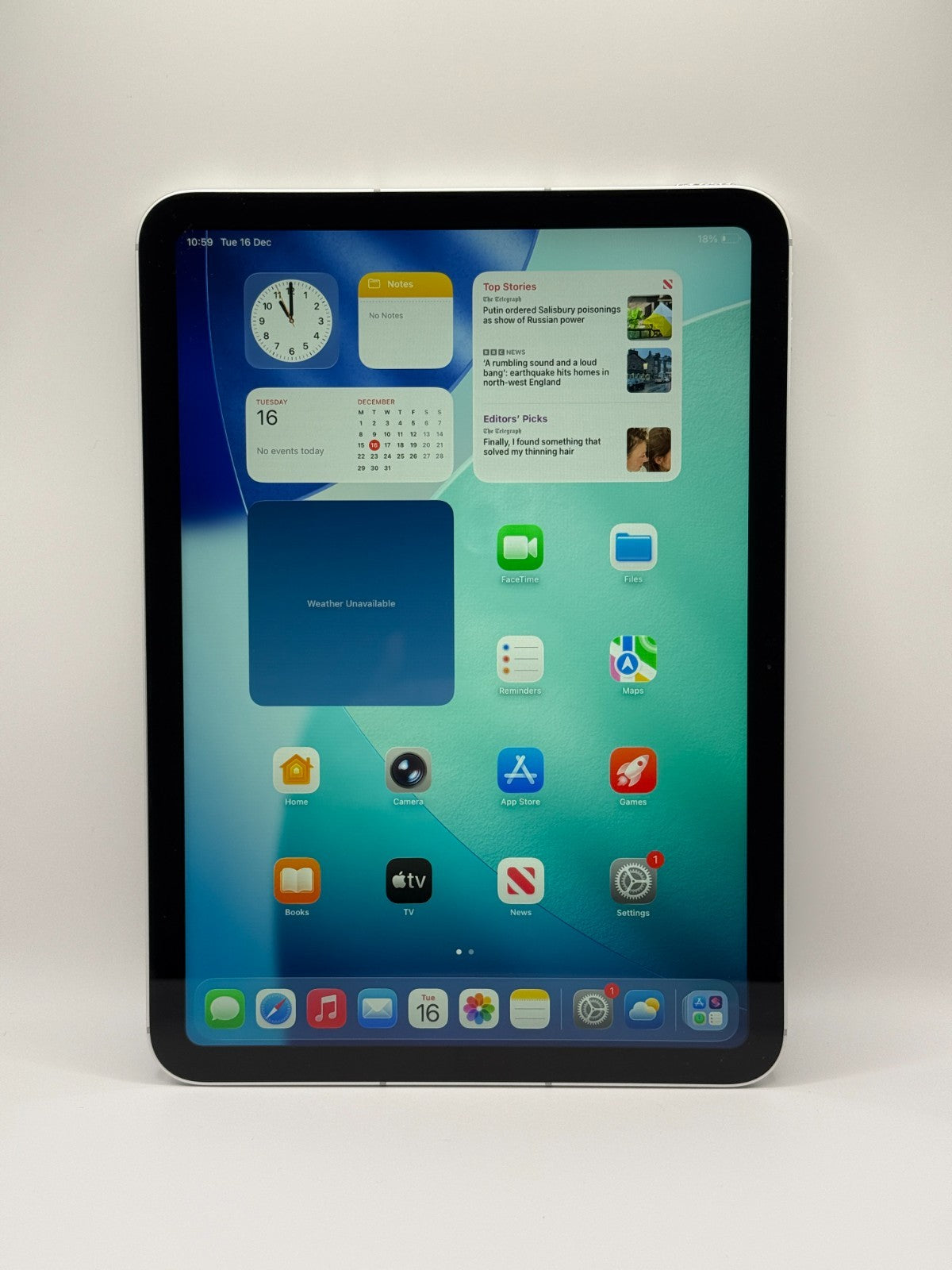 Apple Ipad 11th Generation A16 128GB Wifi and 5G Esim Silver Warranty Excellent