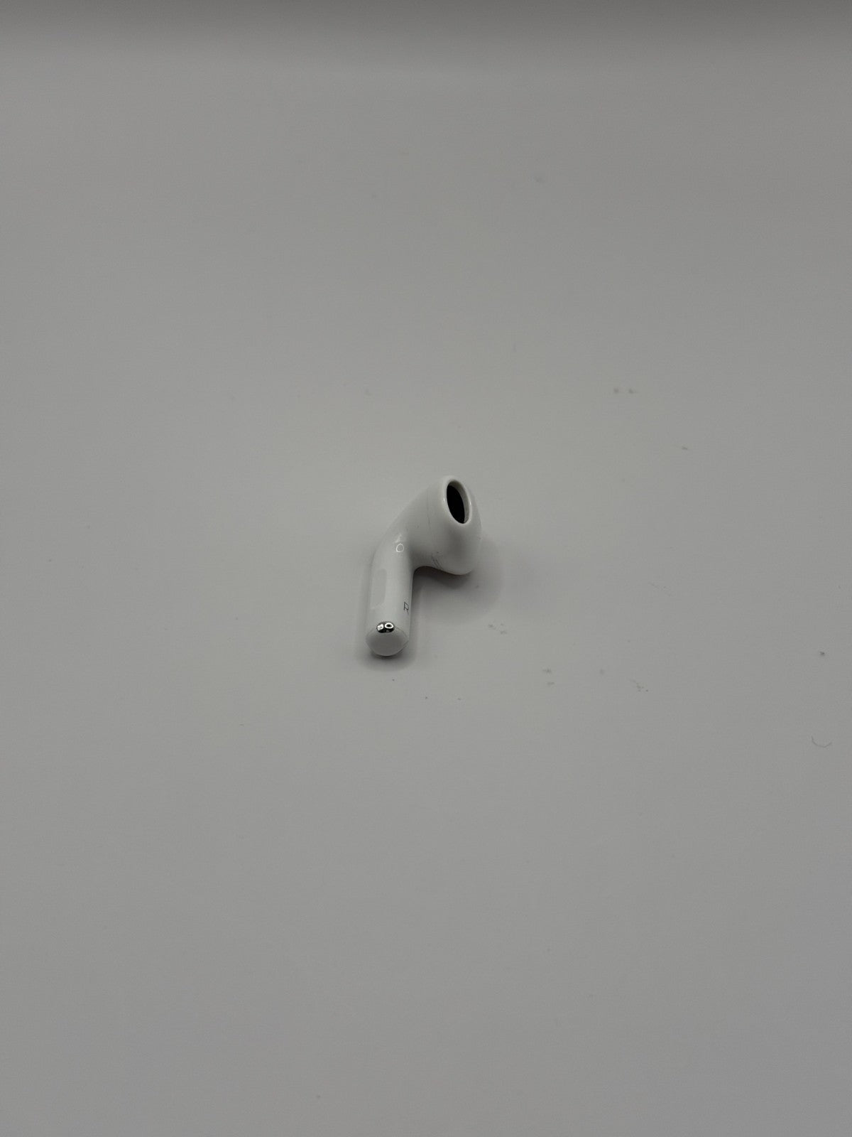 Apple AirPods 4th Generation In Ear Earphones 2024 ANC Right Earbud