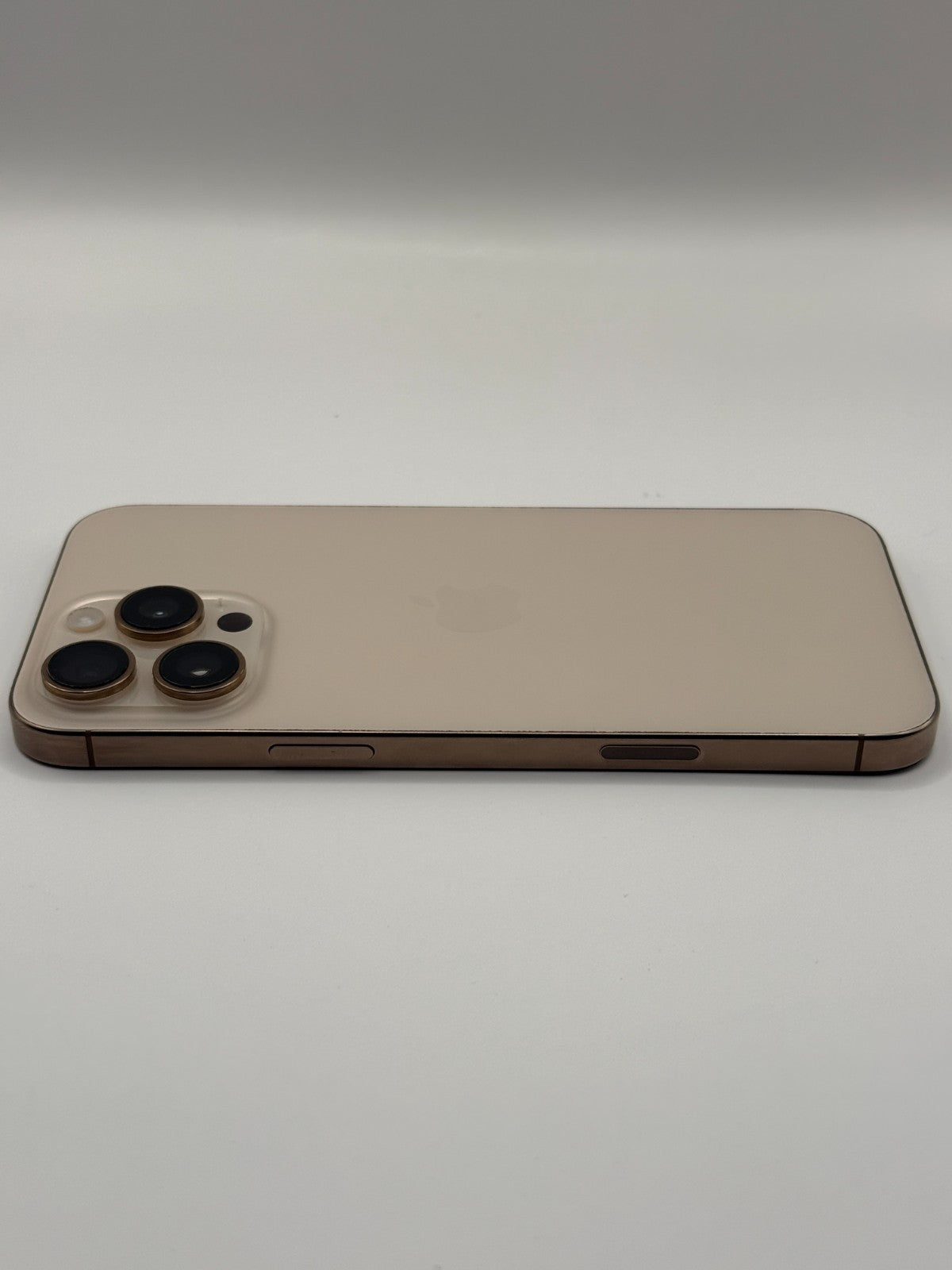 Apple Iphone 16 Pro Max 256GB Desert Titanium Unlocked Very Good Condition