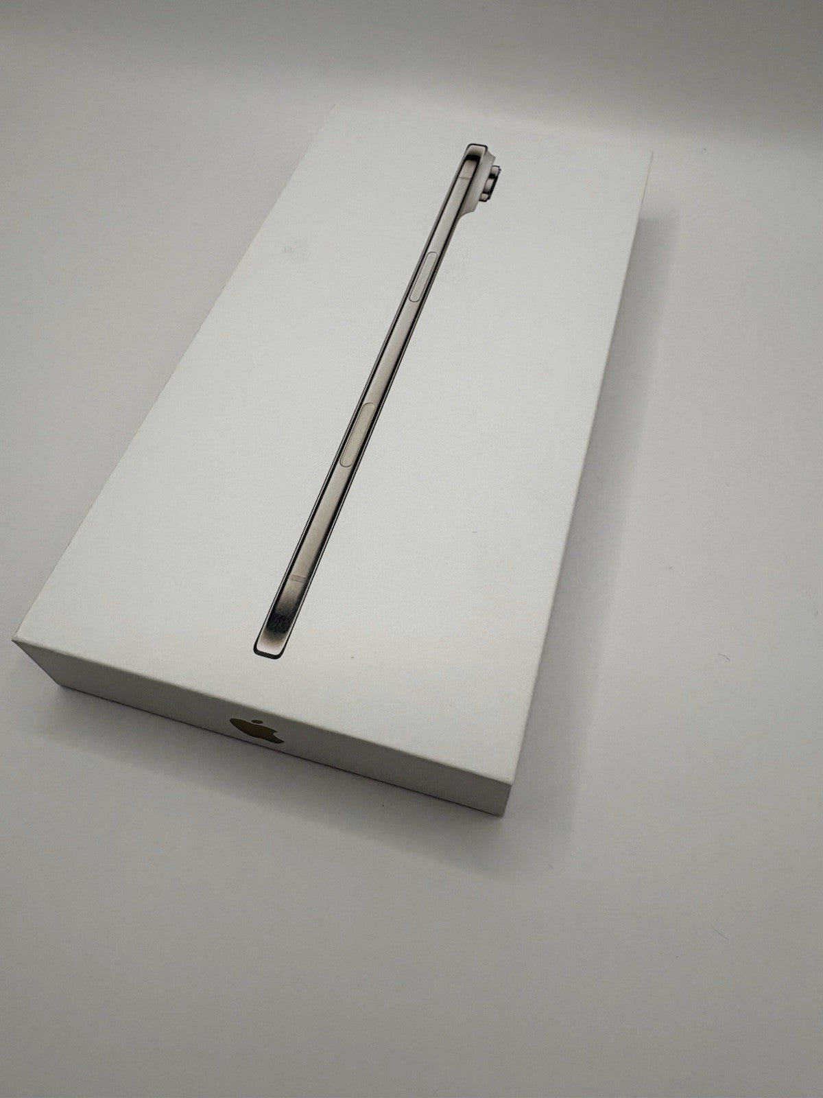 Apple iPhone Air 256GB Light Gold 6.5'' 5G Unlocked Brand New Sealed Warranty