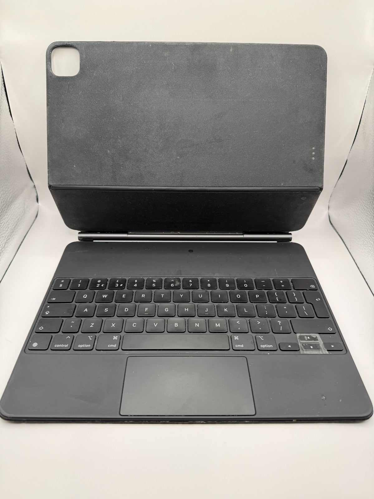 Apple Magic Keyboard for 12.9-inch iPad Pro 4th and 3rd Gen British faulty keys