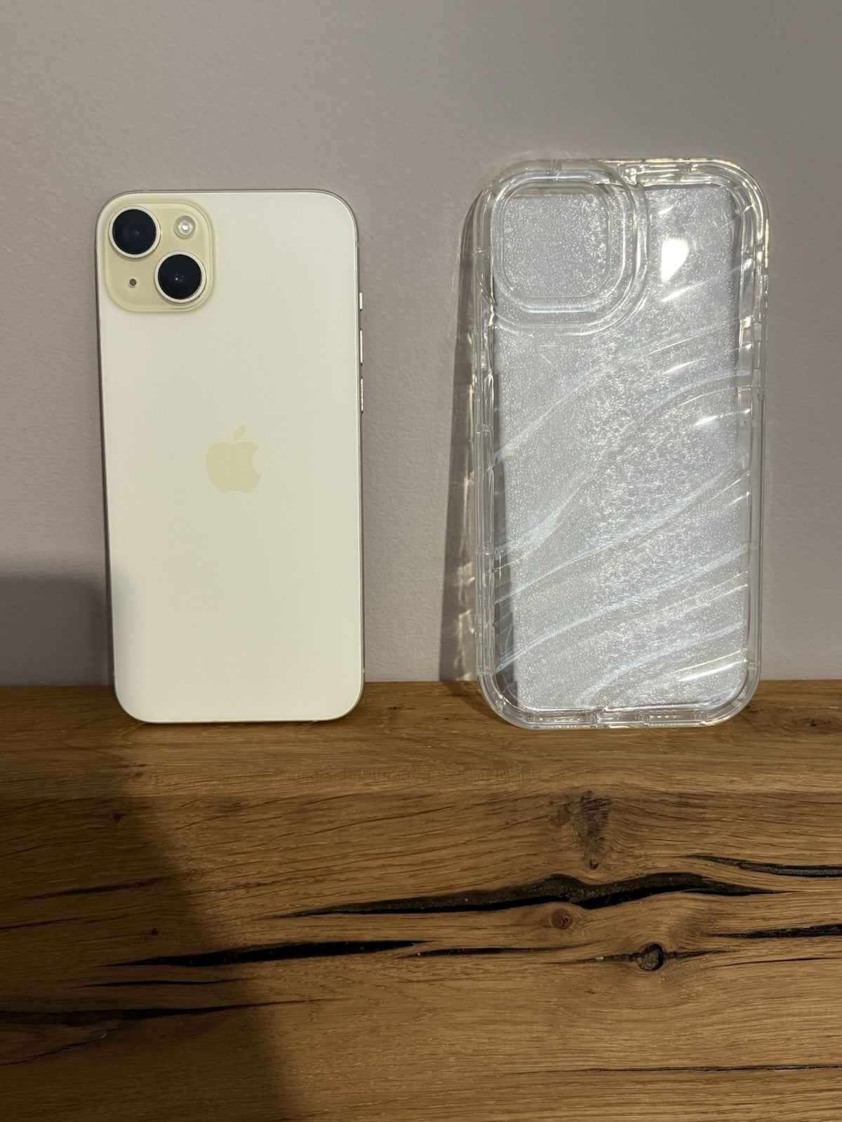 Apple iPhone 15 Plus 128GB (PP142) Yellow Unlocked Very Good Condition Warranty