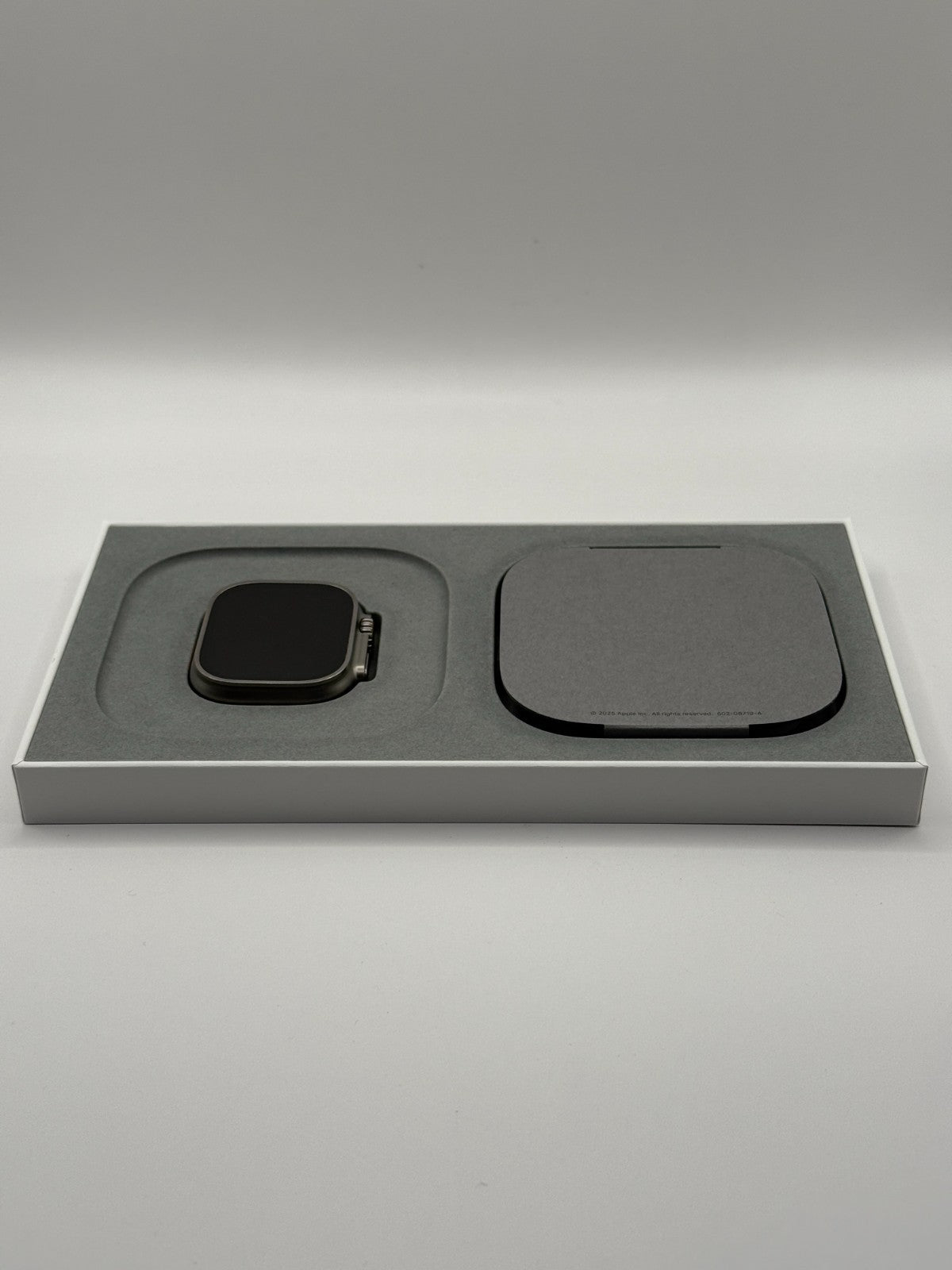 Apple Watch Ultra 2 49mm Titanium & Ceramic Case Cellular Excellent Condition