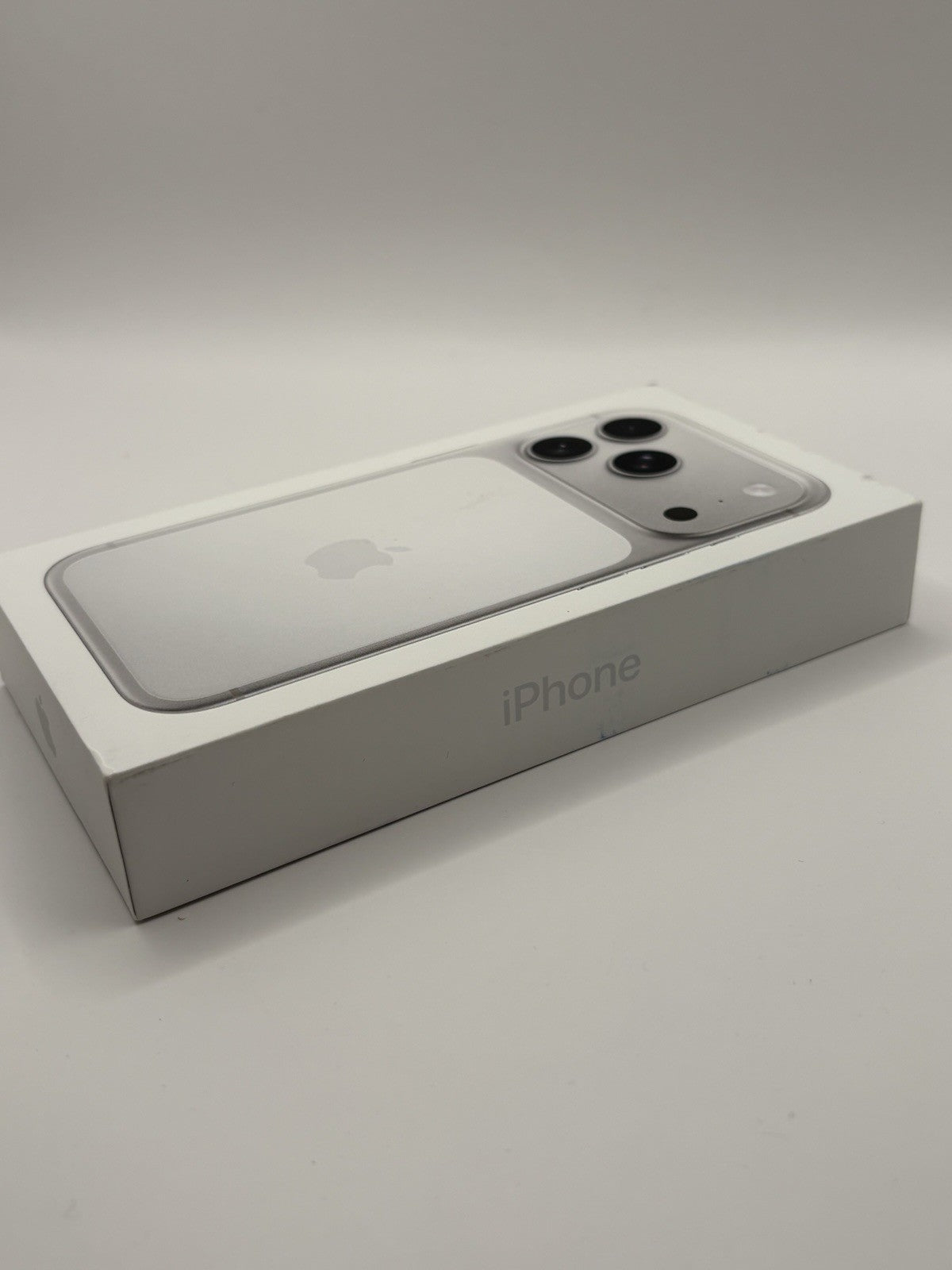 Apple iPhone 17 Pro 256GB Silver 5G AI Brand New Sealed 6.3" Unlocked  Warranty