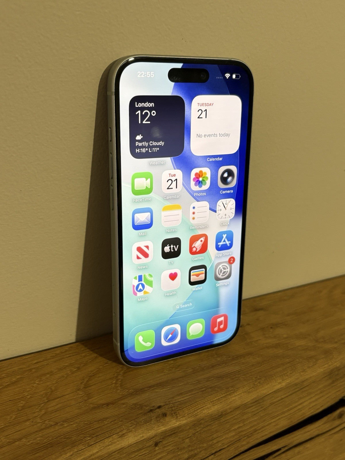 Apple iPhone 15 128GB Blue (V42) 6.1'' Unlocked Boxed Warranty