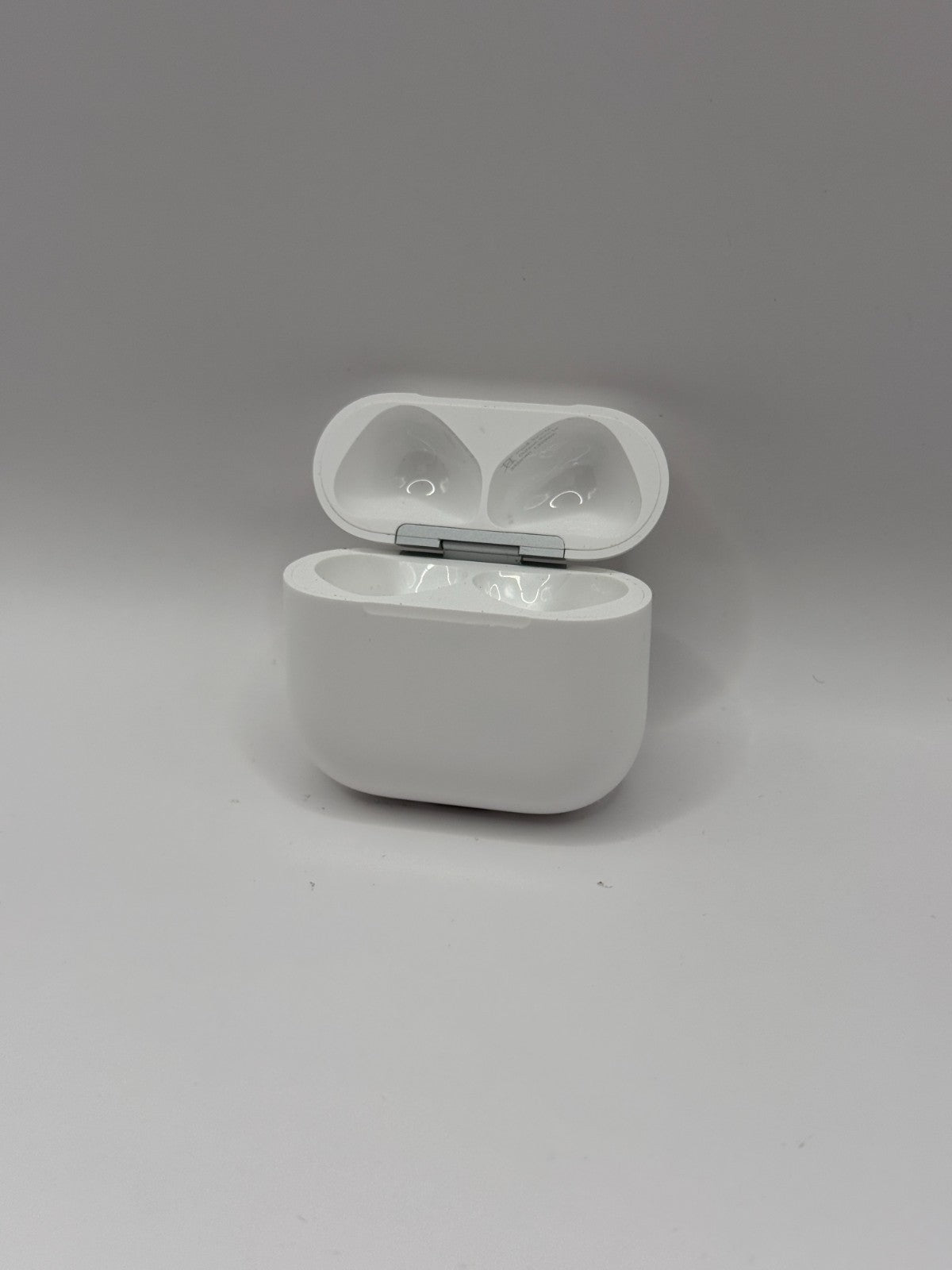 Genuine Apple AirPods 4 ANC A3055 USB-C Wireless Charging Case Only