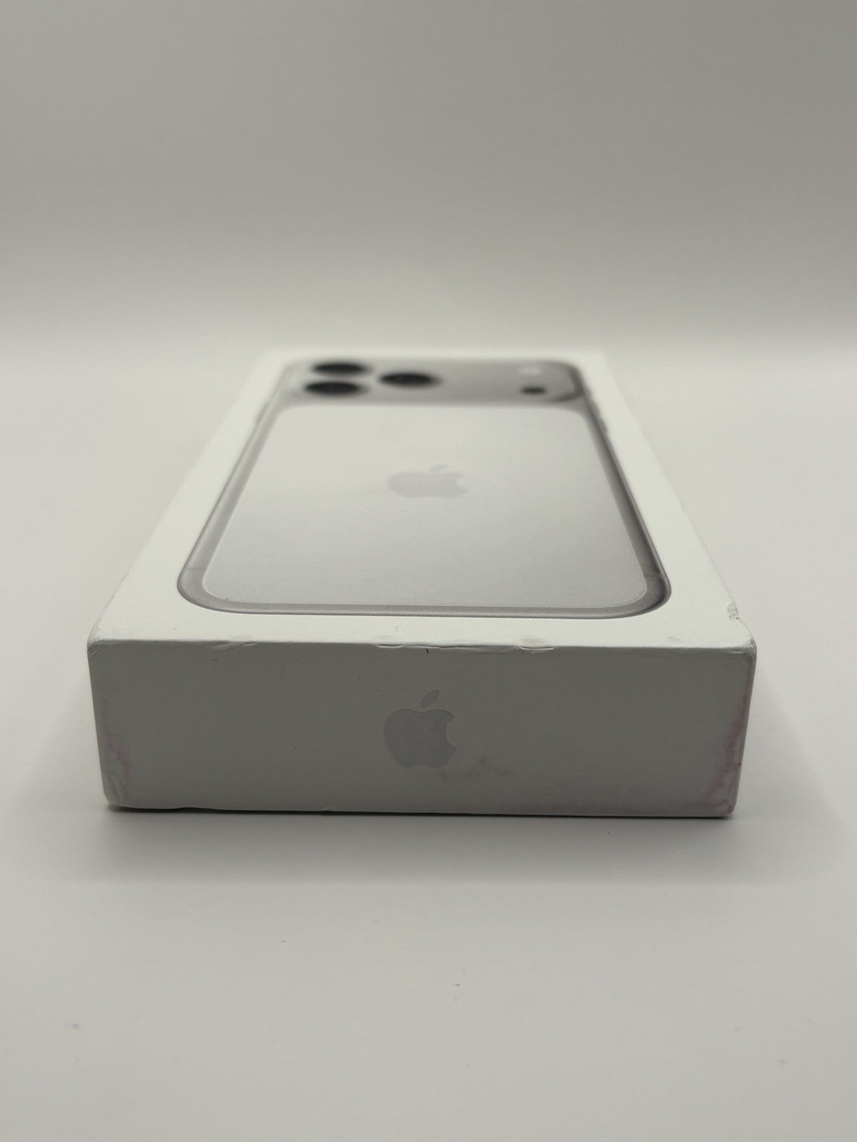 Apple iPhone 17 Pro Max 256GB Silver 5G Brand New Sealed Boxed Unlocked Warranty