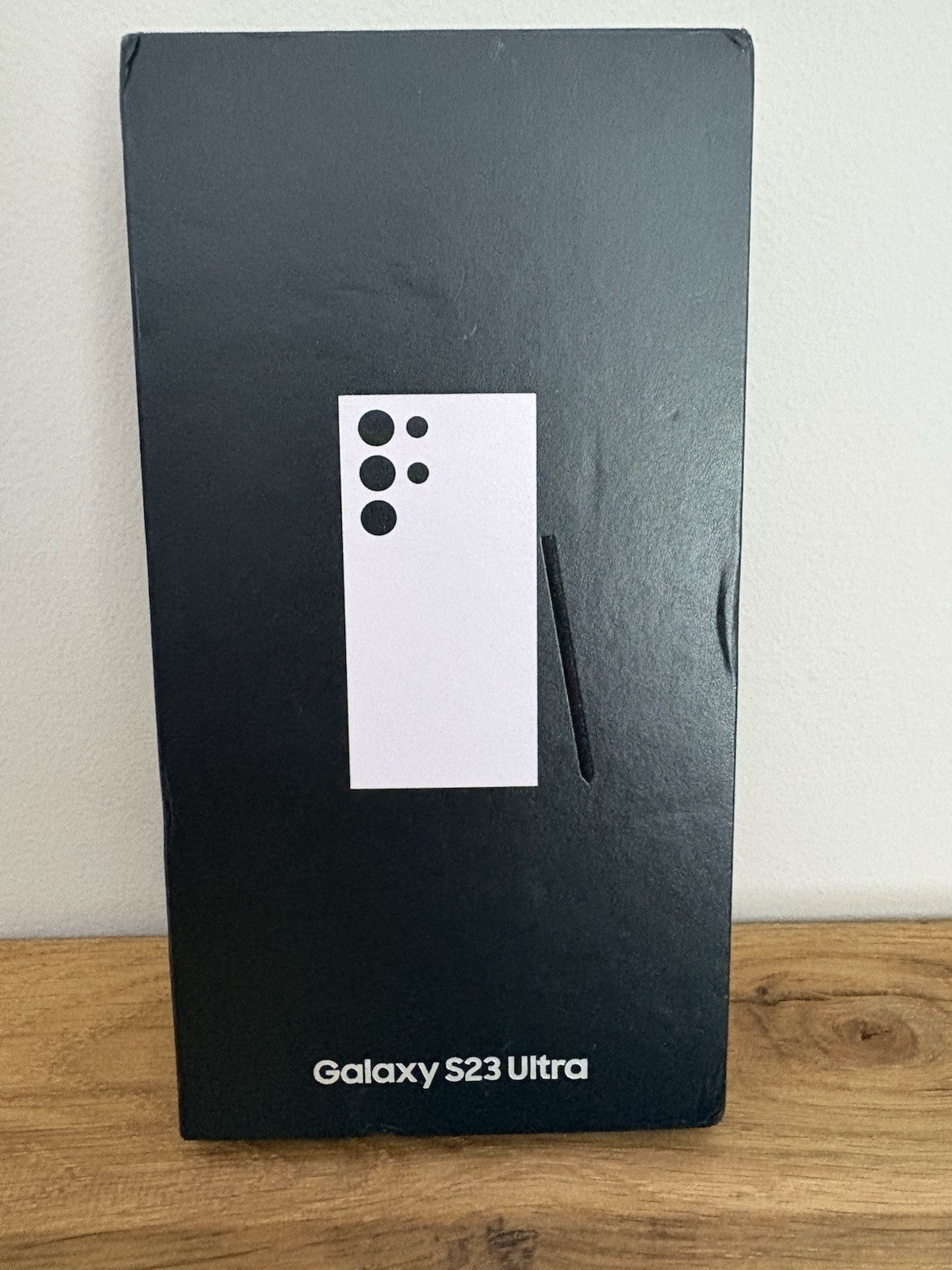 Samsung Galaxy S23 Ultra (V39) SM-S918B/DS - 256GB Lavender Unlocked