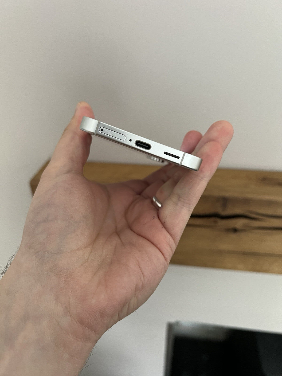 Samsung Galaxy S24 128 GB (C216) Marble Grey Very Good Condition Boxed