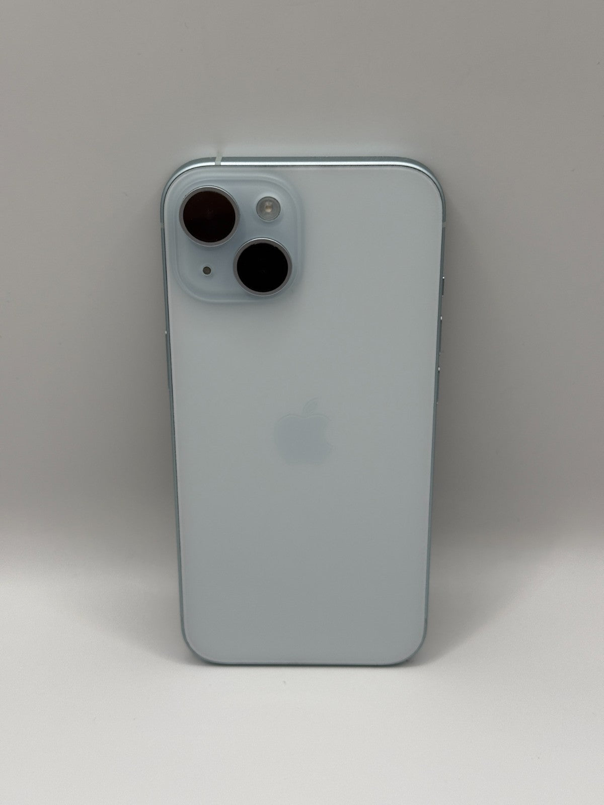 Apple Iphone 15 Blue 128GB 5G Unlocked Very Good Condition Warranty