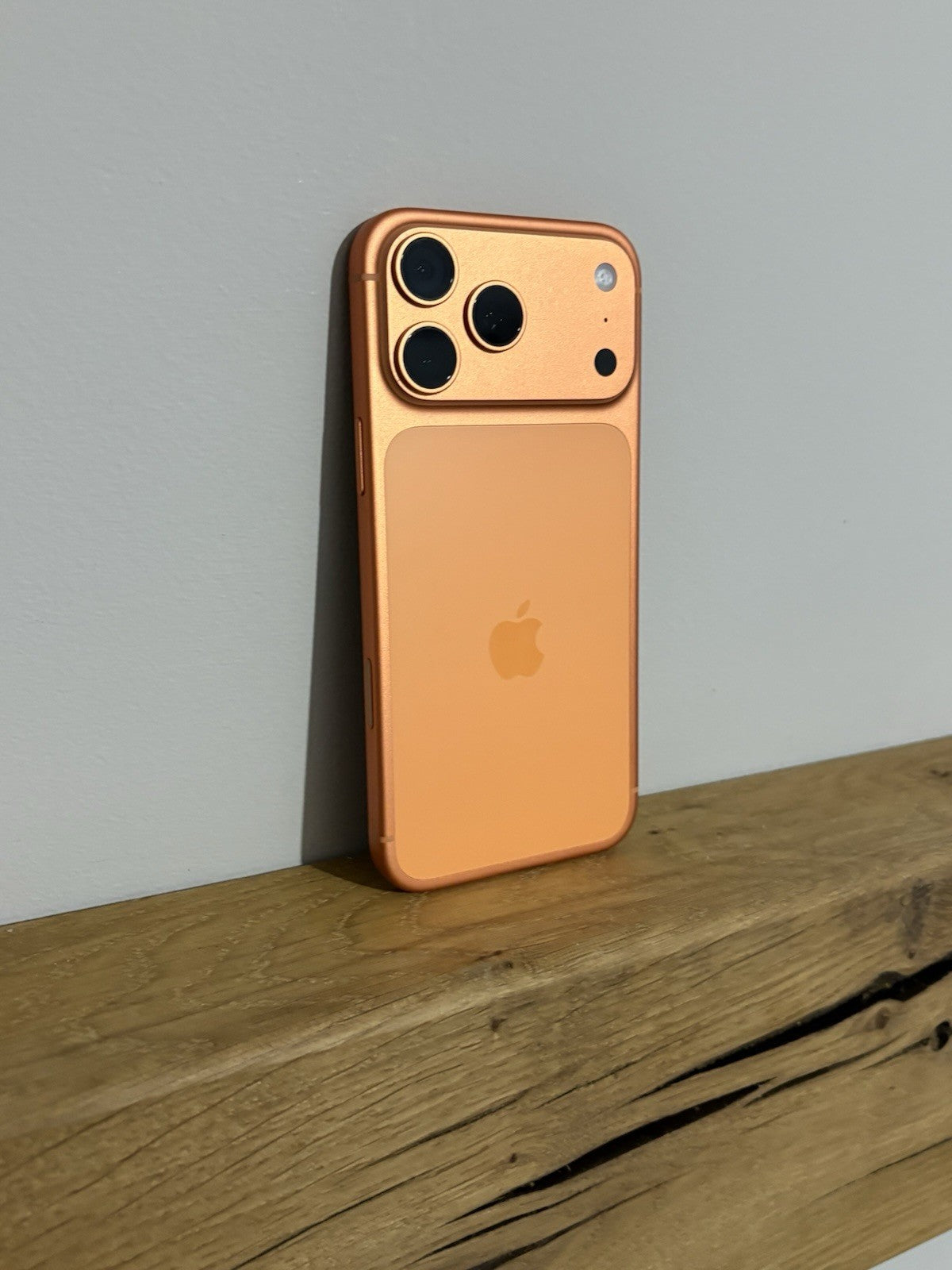 Apple iPhone 17 Pro Max 256GB Cosmic Orange 5G Pristine Condition Boxed Sim Free