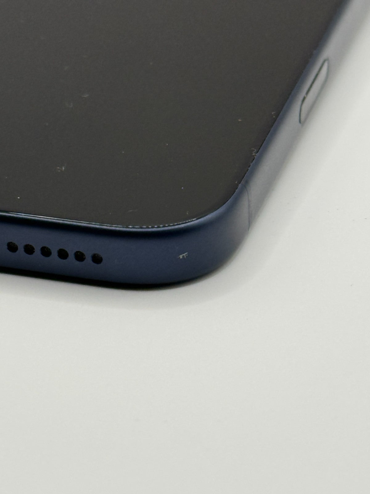 Apple Iphone 17 Pro Max 256GB Deep Blue 5G Warranty Unlocked Very Good Condition