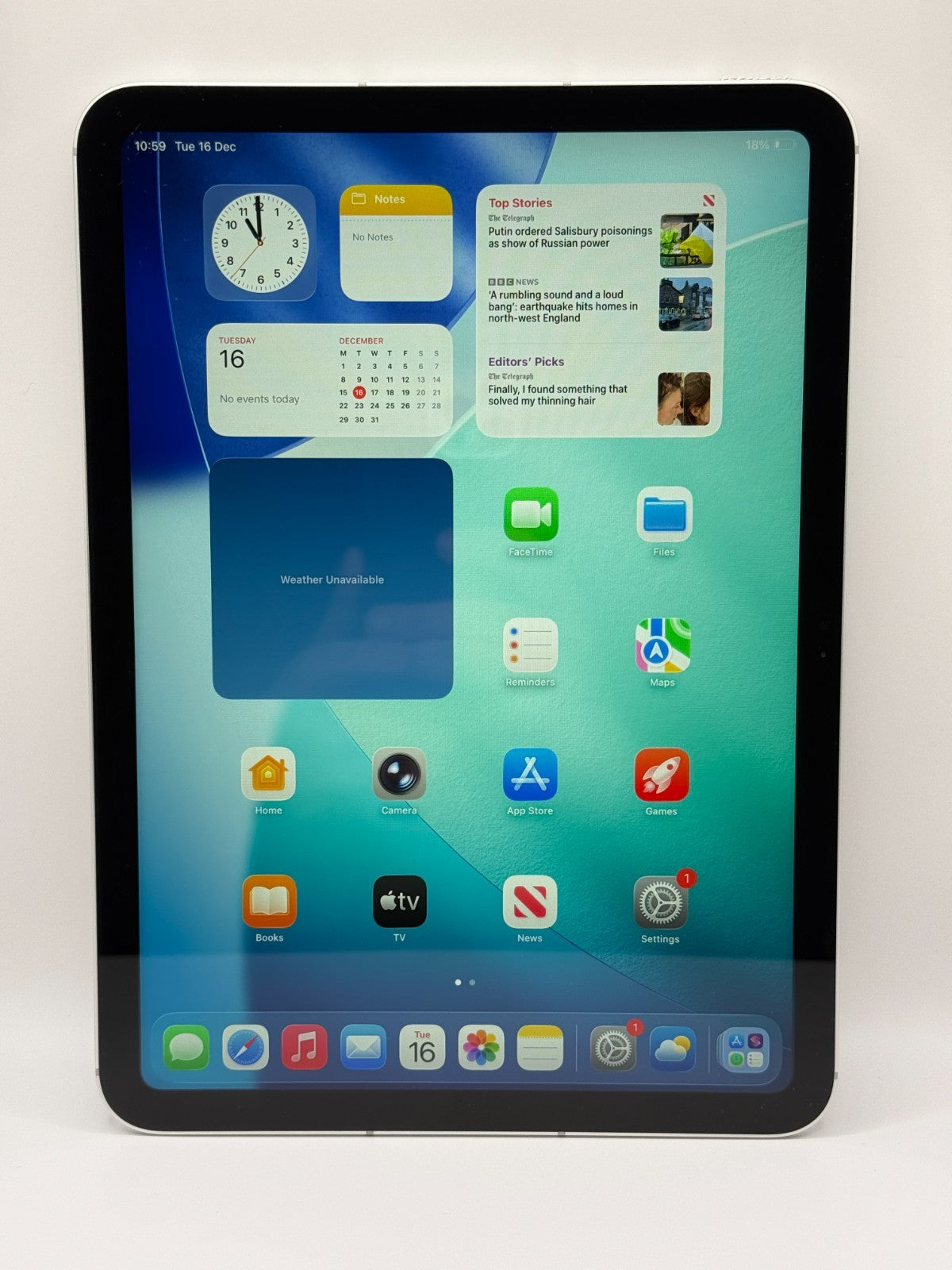 Apple Ipad 11th Generation A16 128GB Wifi and 5G Esim Silver Warranty Never Used