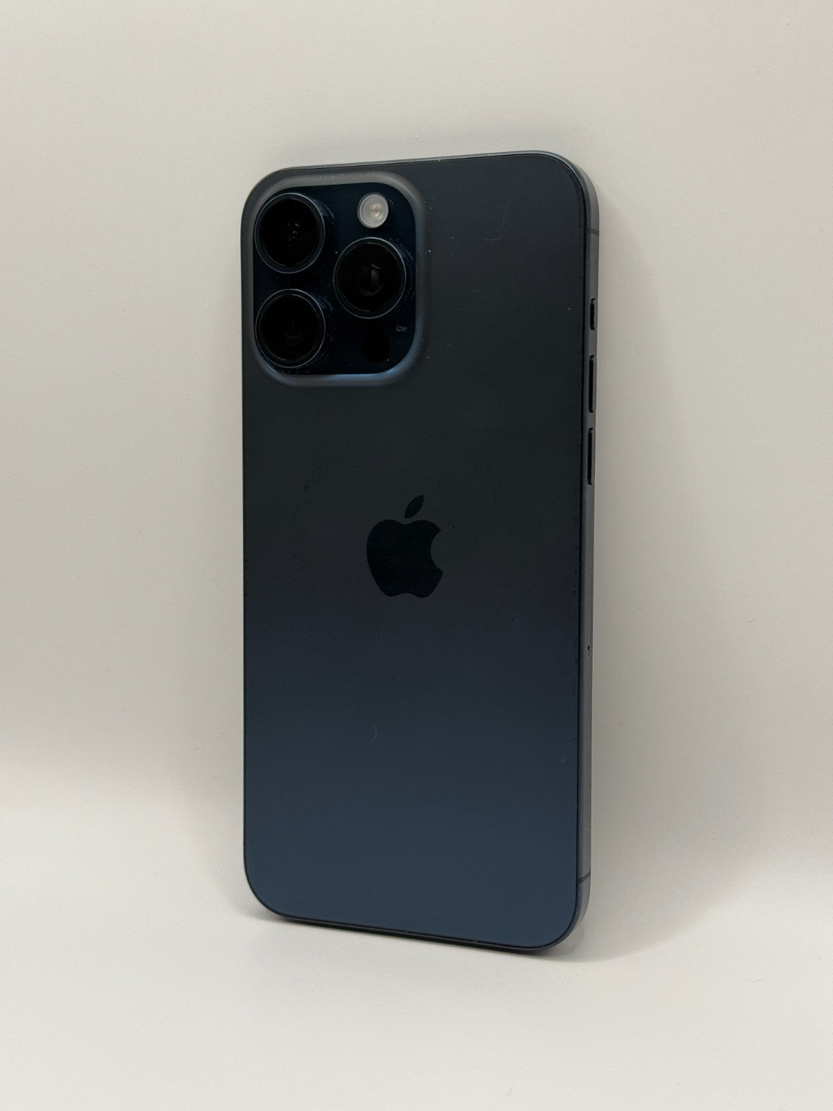 Apple Iphone 15 Pro Max Blue Titanium 256GB Very Good Condition Unlocked