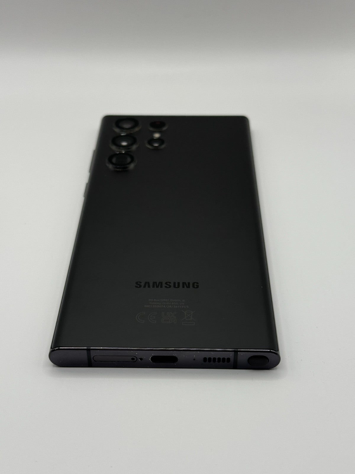 Samsung Galaxy S22 Ultra 5G AI 128GB Black Unlocked Very Good Condition