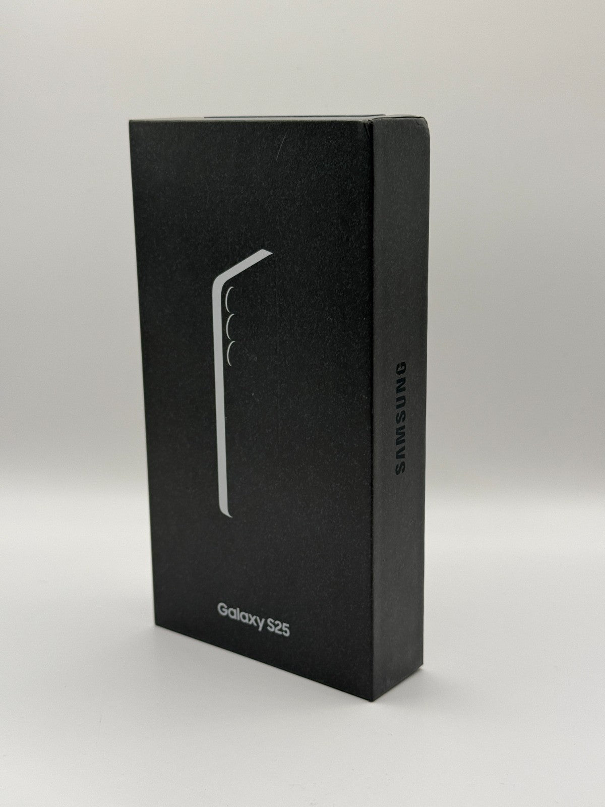 Samsung Galaxy S25 128GB Navy Brand New Sealed Boxed Unlocked Warranty
