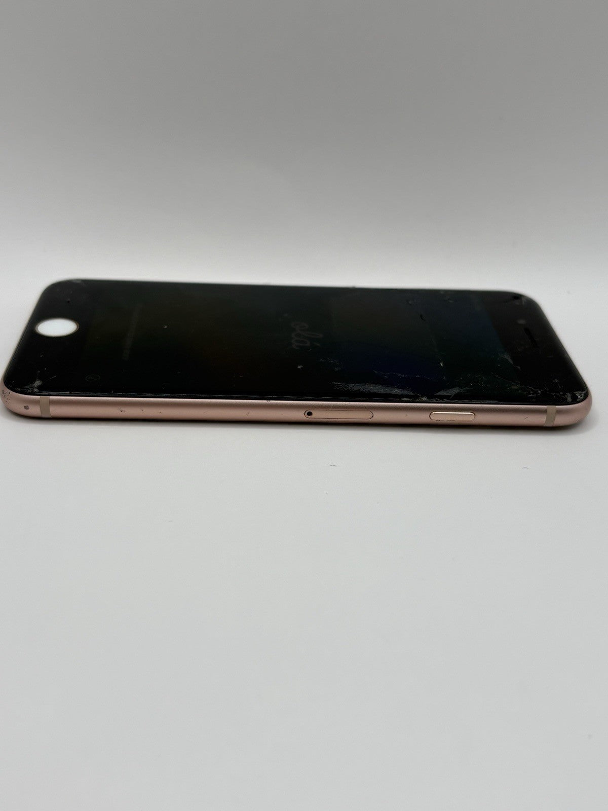Apple iPhone 8 64GB Rose Gold Faulty