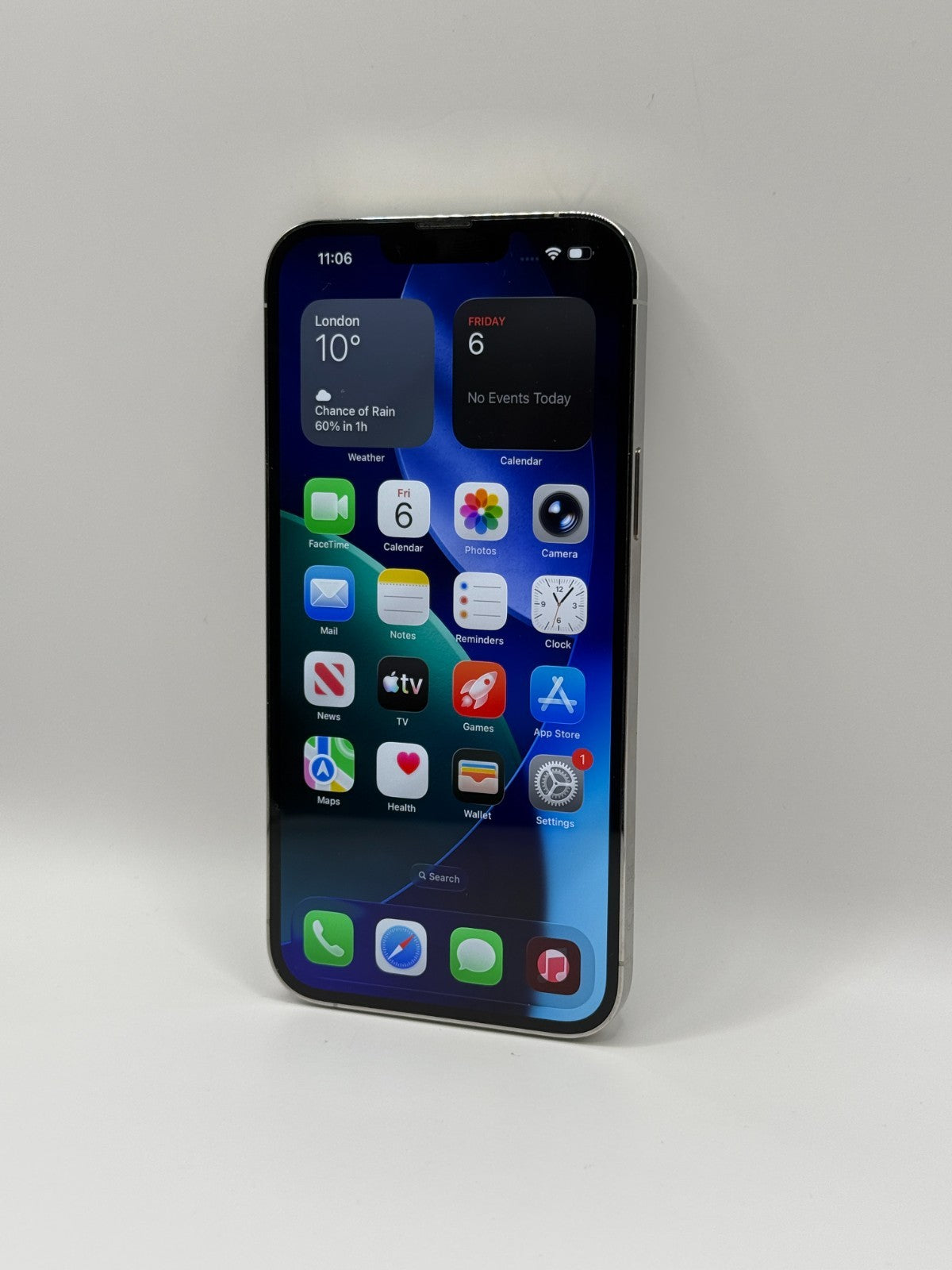 Apple Iphone 13 Pro Max 128GB 5G Silver Unlocked Excellent Condition Warranty